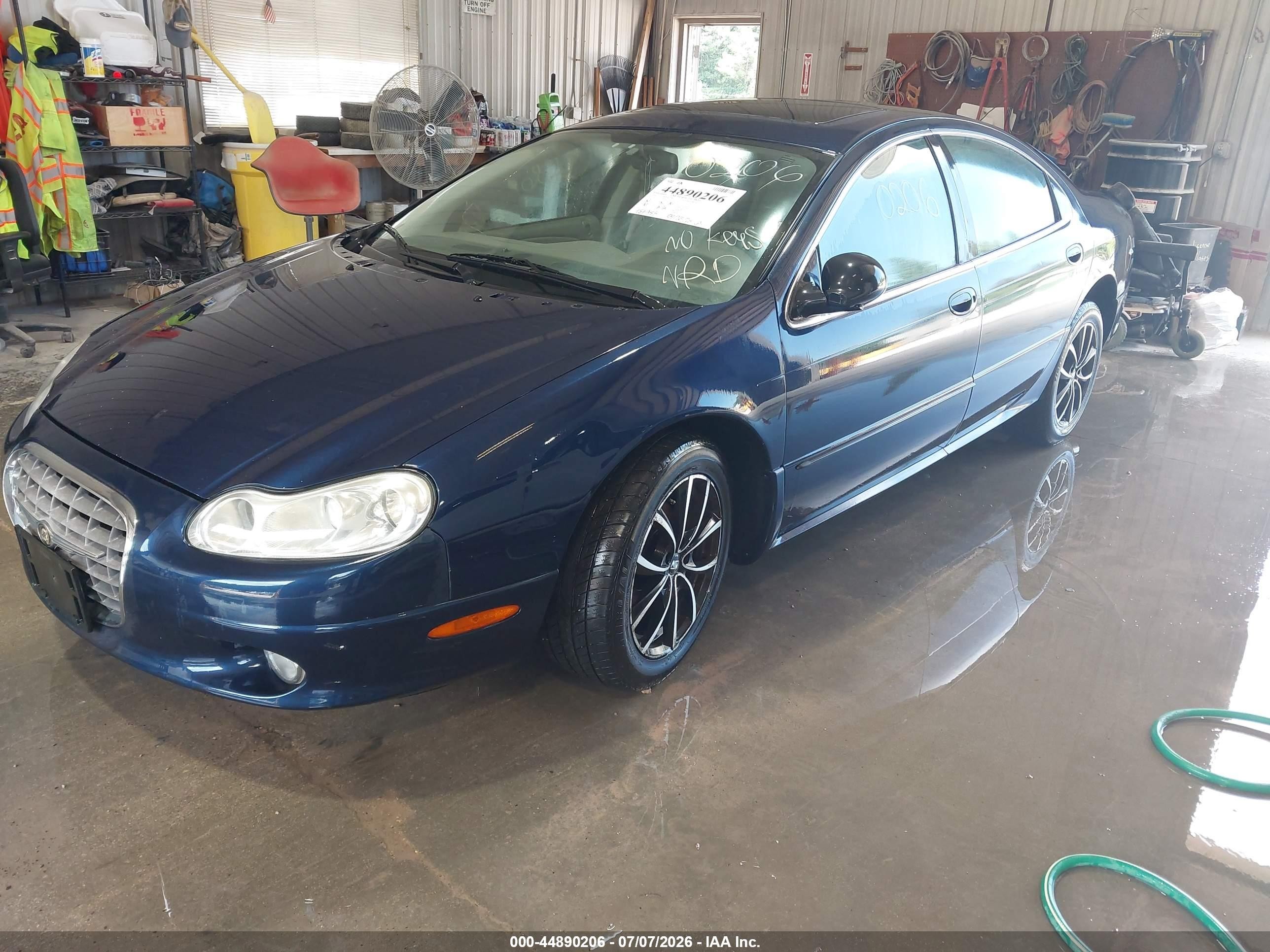 2004 Chrysler Concorde Limited Blue vin: 2C3AD56G44H642916