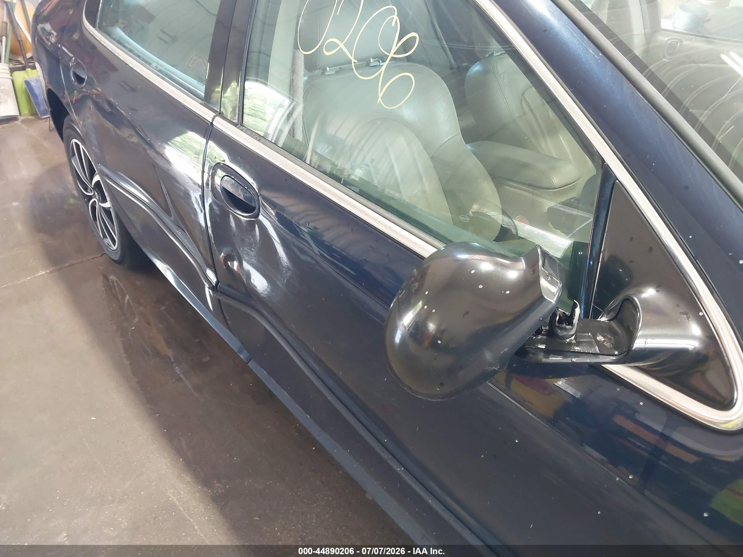 2004 Chrysler Concorde Limited Blue vin: 2C3AD56G44H642916