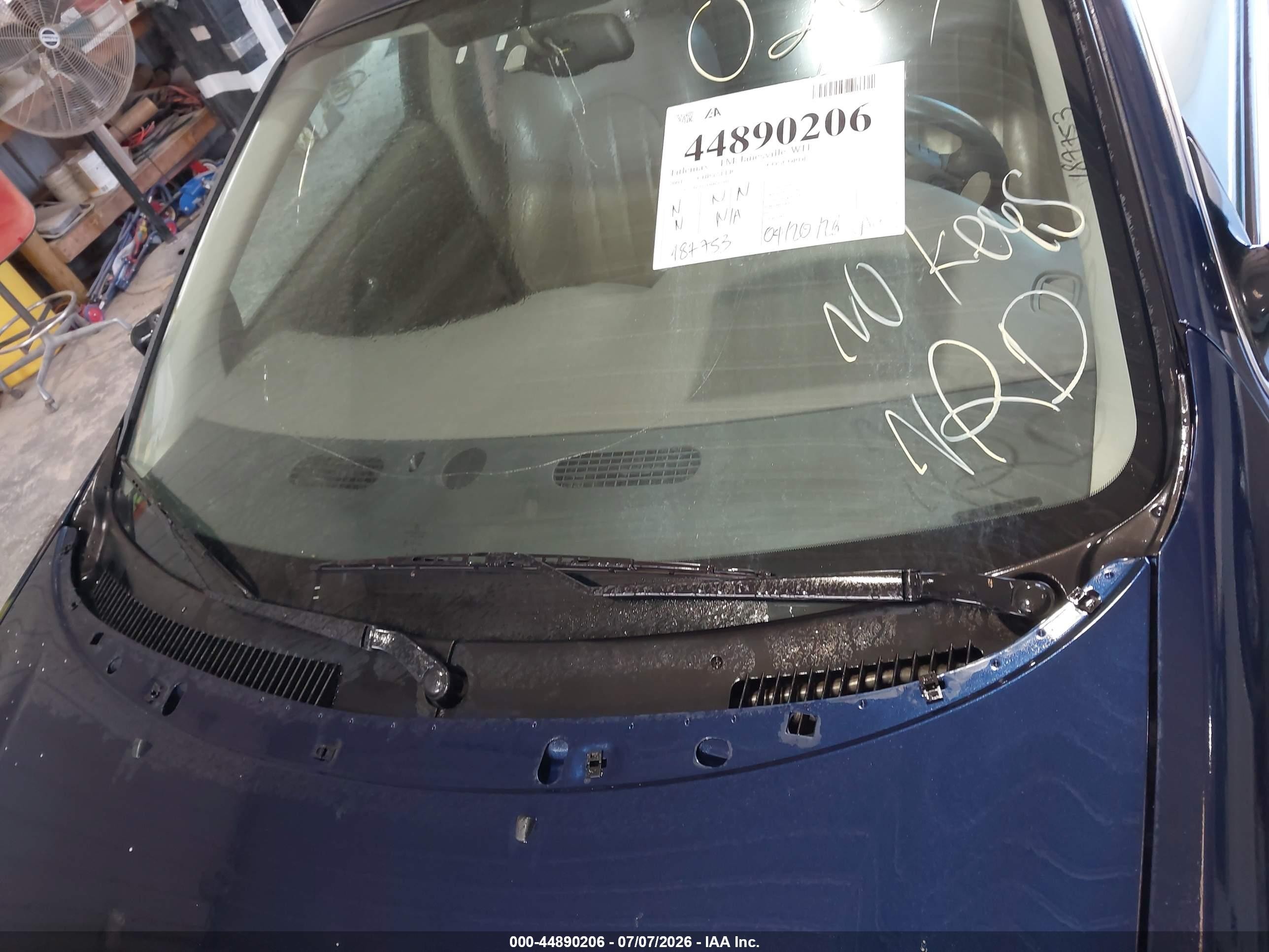 2004 Chrysler Concorde Limited Blue vin: 2C3AD56G44H642916