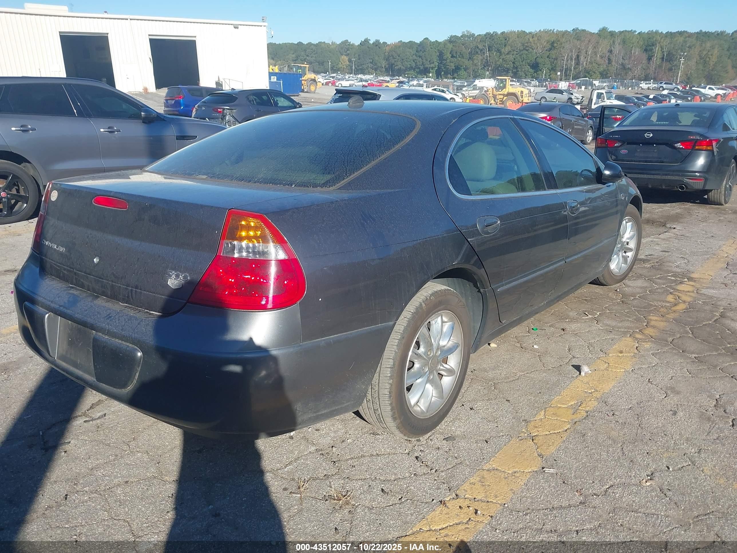 2004 Chrysler 300m   Gray vin: 2C3AE66G04H604215