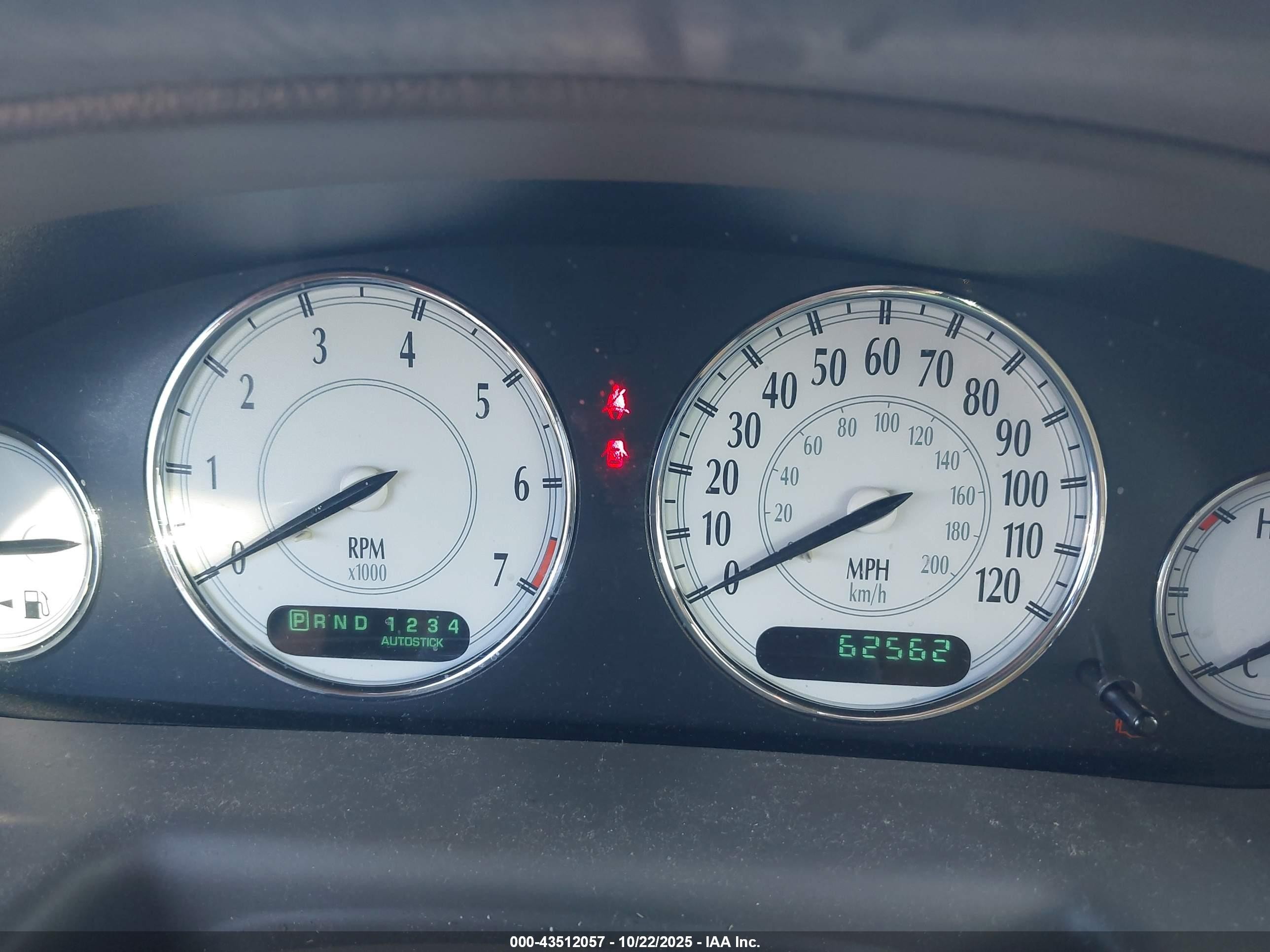 2004 Chrysler 300m   Gray vin: 2C3AE66G04H604215