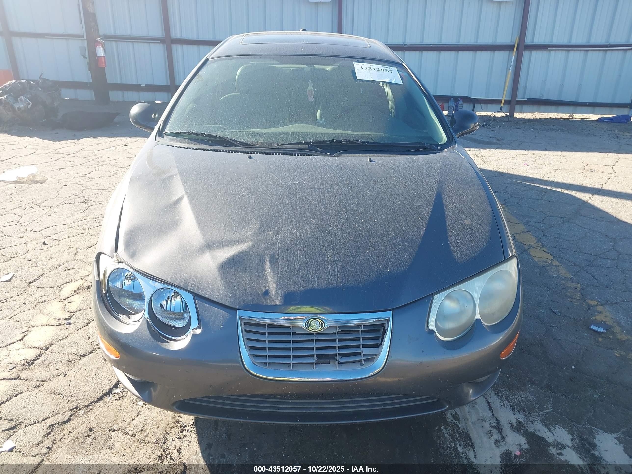 2004 Chrysler 300m   Gray vin: 2C3AE66G04H604215