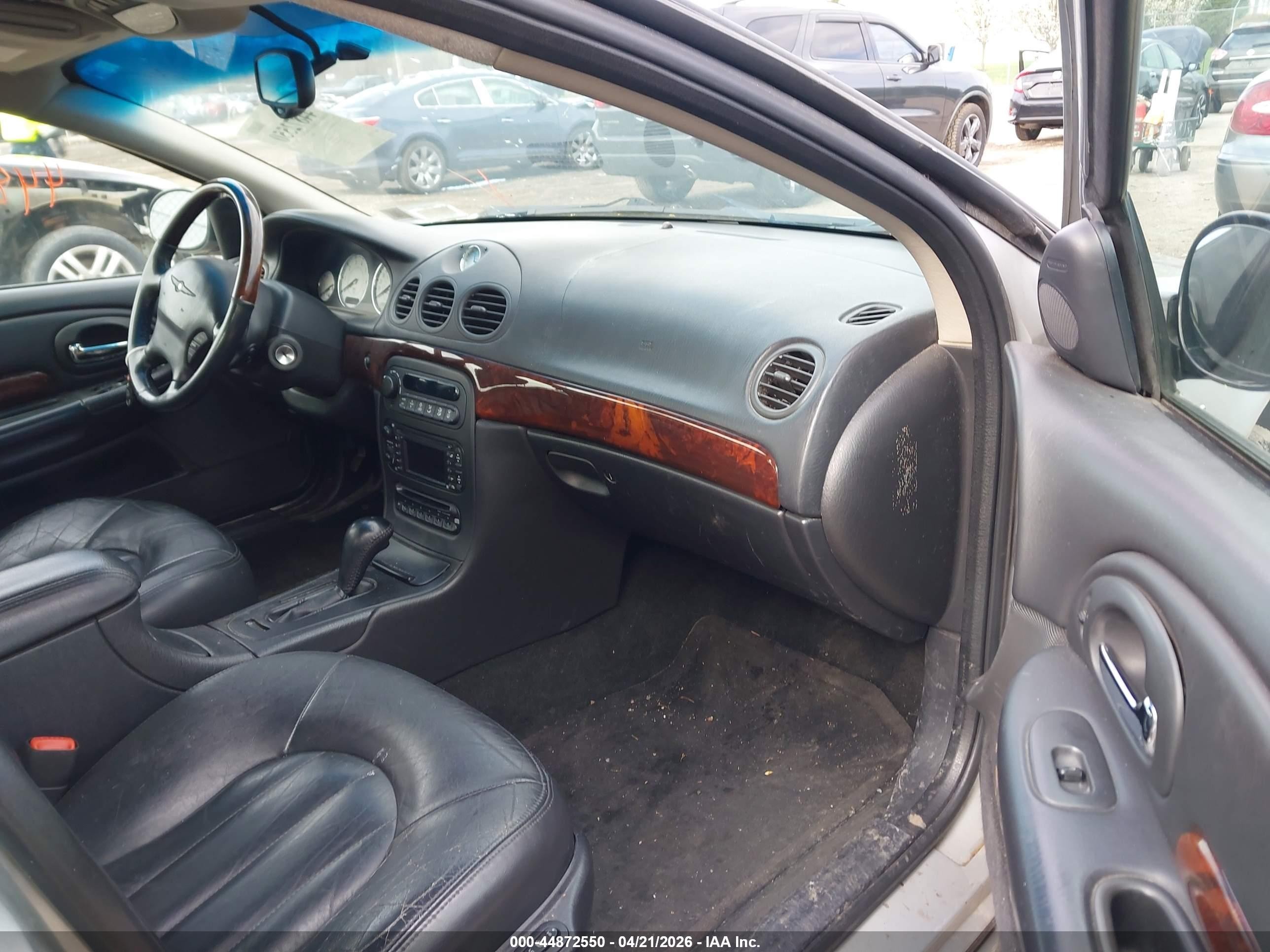 2004 Chrysler 300m   Silver vin: 2C3AE66G04H639899