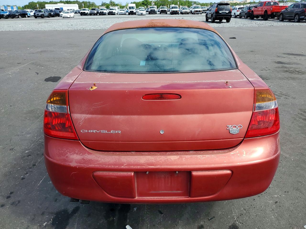 2003 Chrysler 300m Red vin: 2C3AE66G43H507291