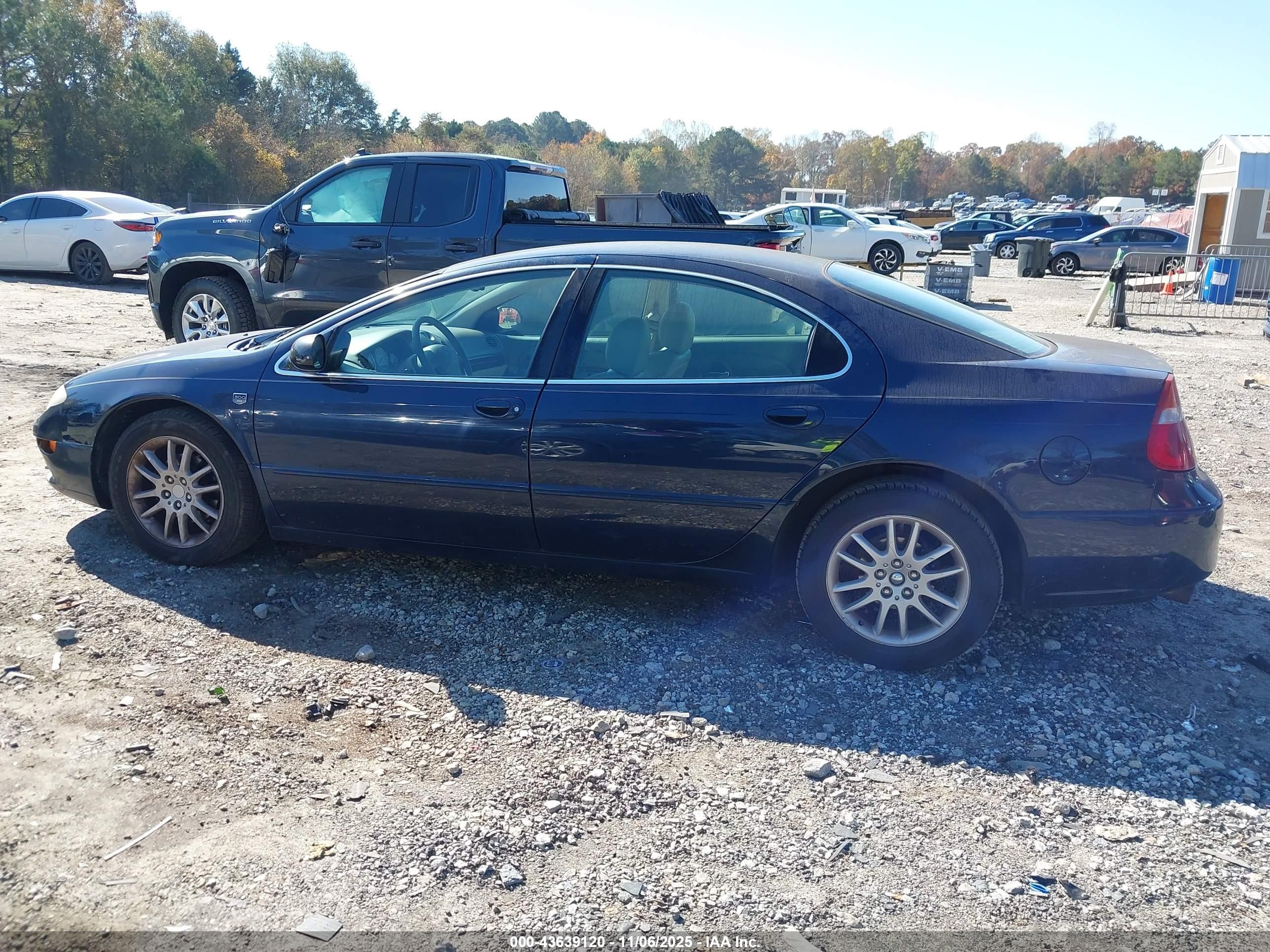 2004 Chrysler 300m   Blue vin: 2C3AE66G44H684862