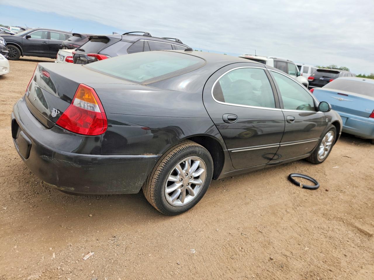 2004 Chrysler 300m Черный vin: 2C3AE66G54H685972