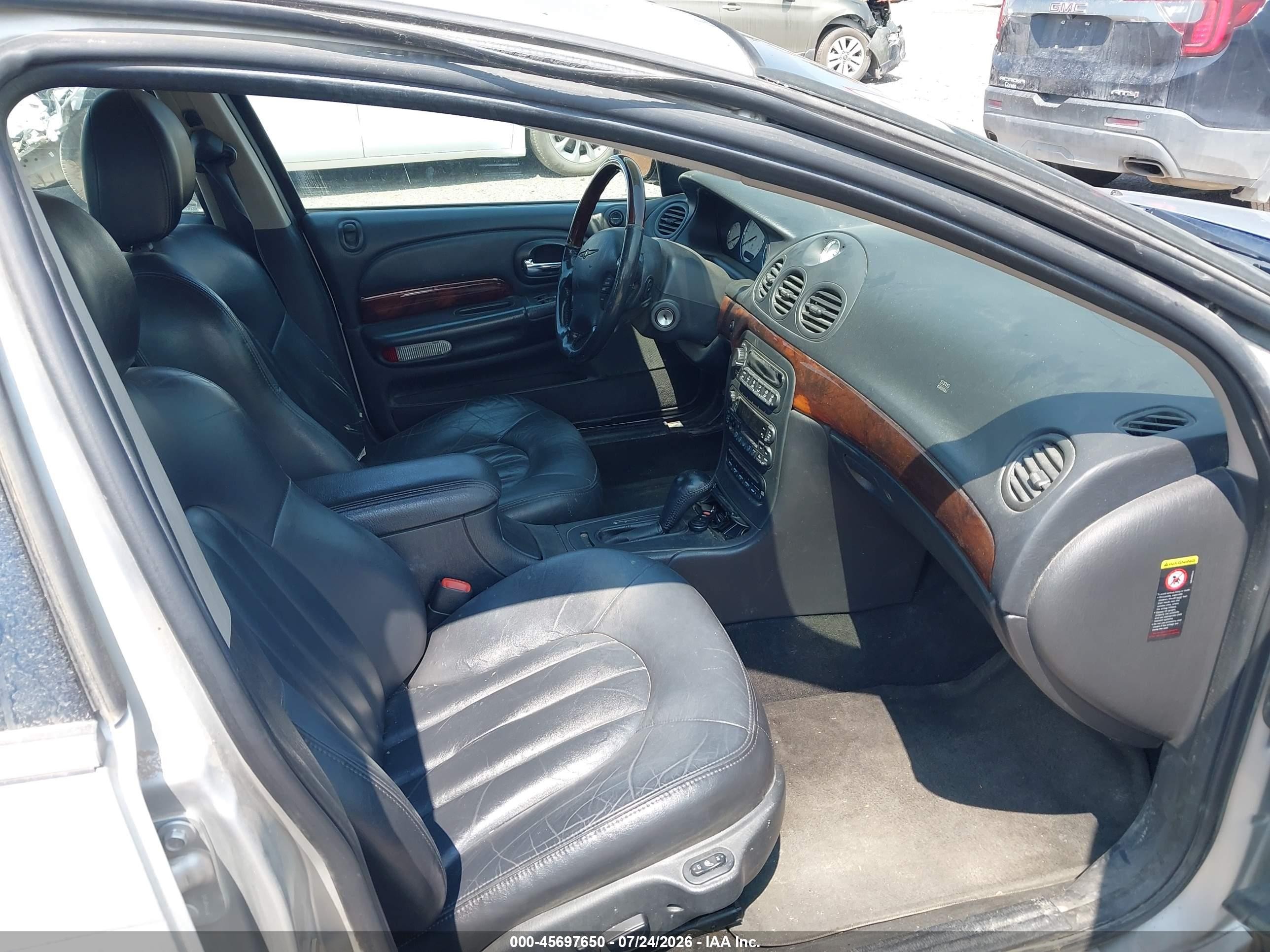 2002 Chrysler 300m   Silver vin: 2C3AE66G82H246049