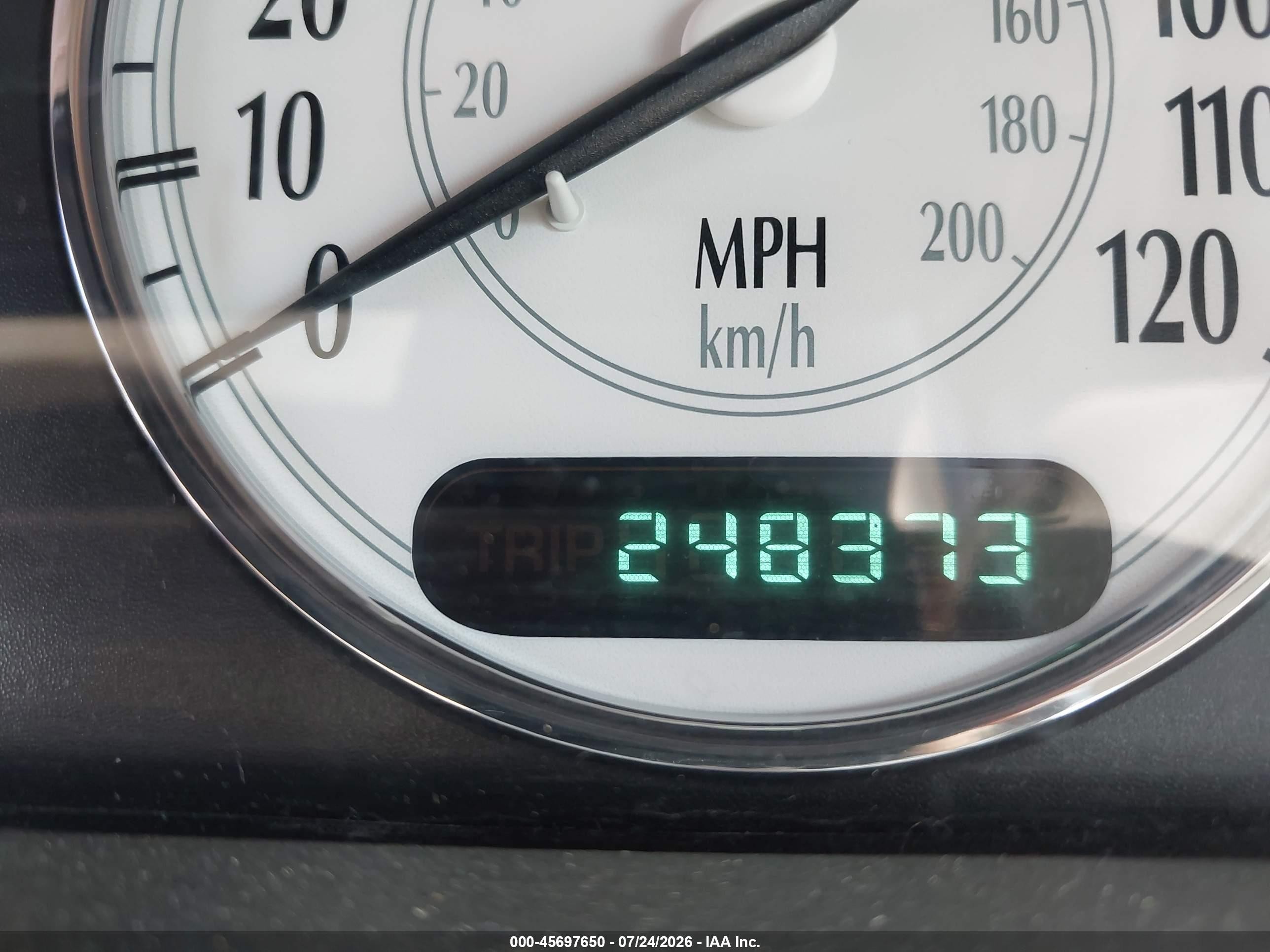2002 Chrysler 300m   Silver vin: 2C3AE66G82H246049