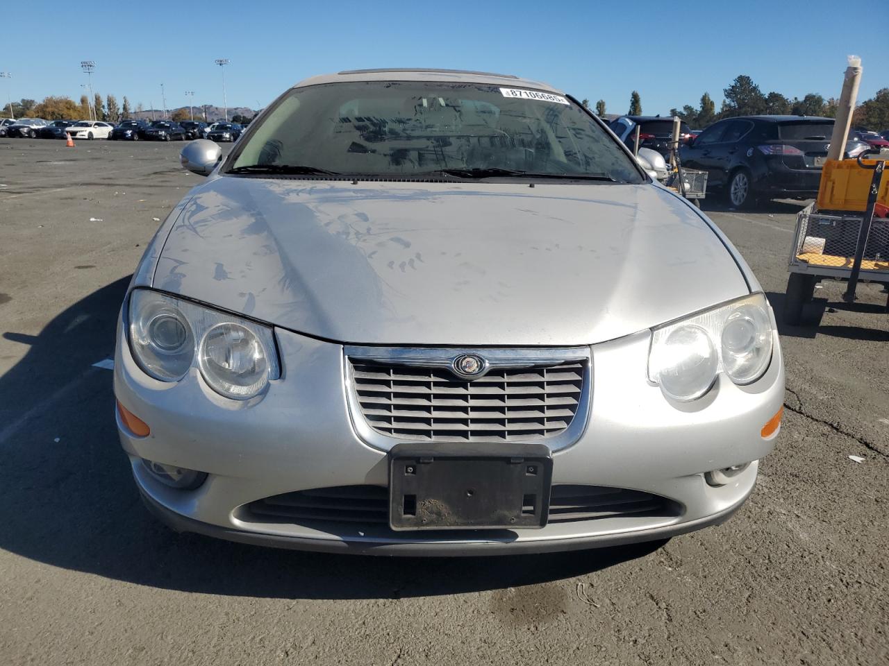 2004 Chrysler 300 Silver vin: 2C3AE76K84H635237