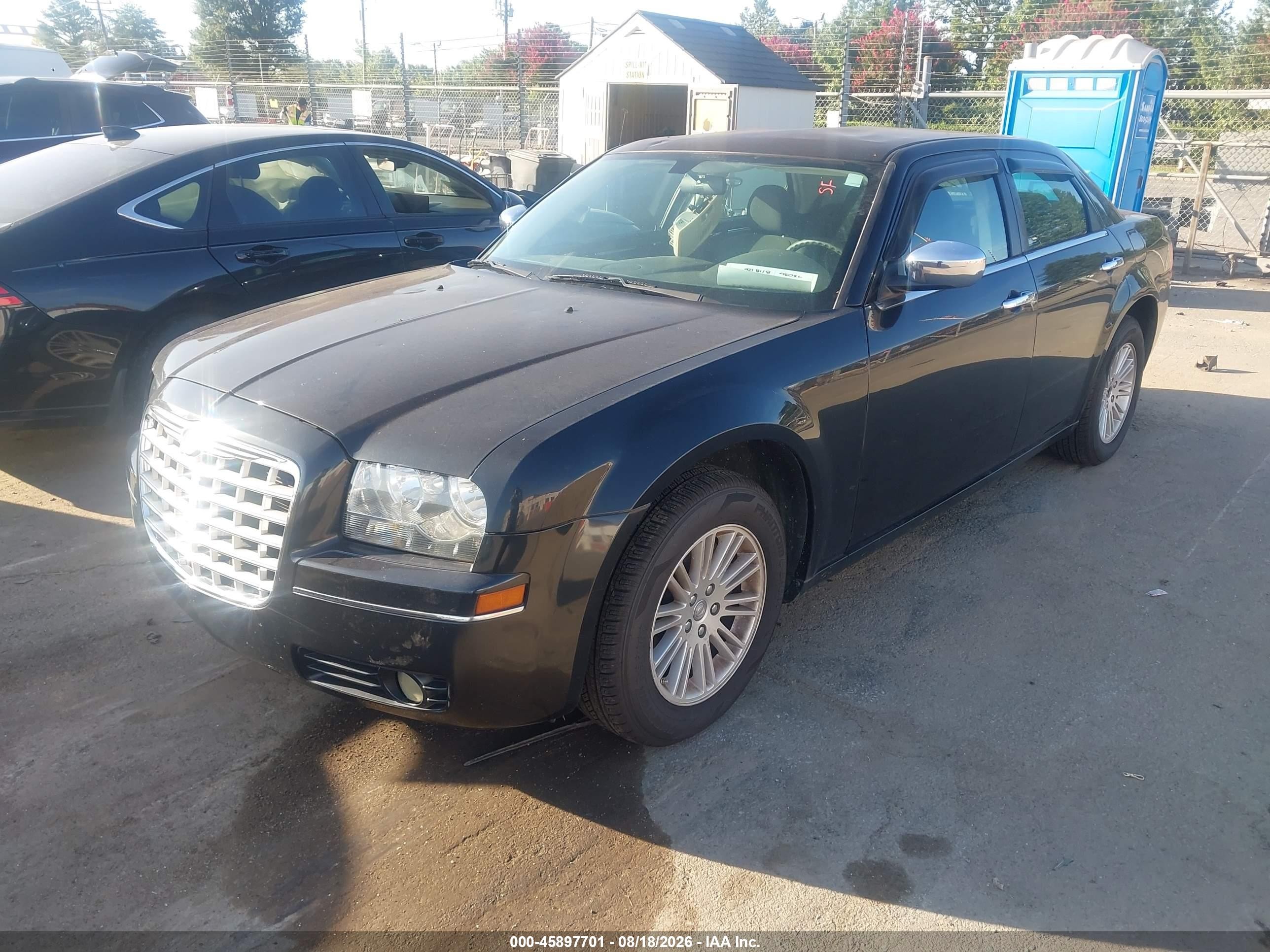 2010 Chrysler 300 Touring Plus Black vin: 2C3CA1CV8AH258680