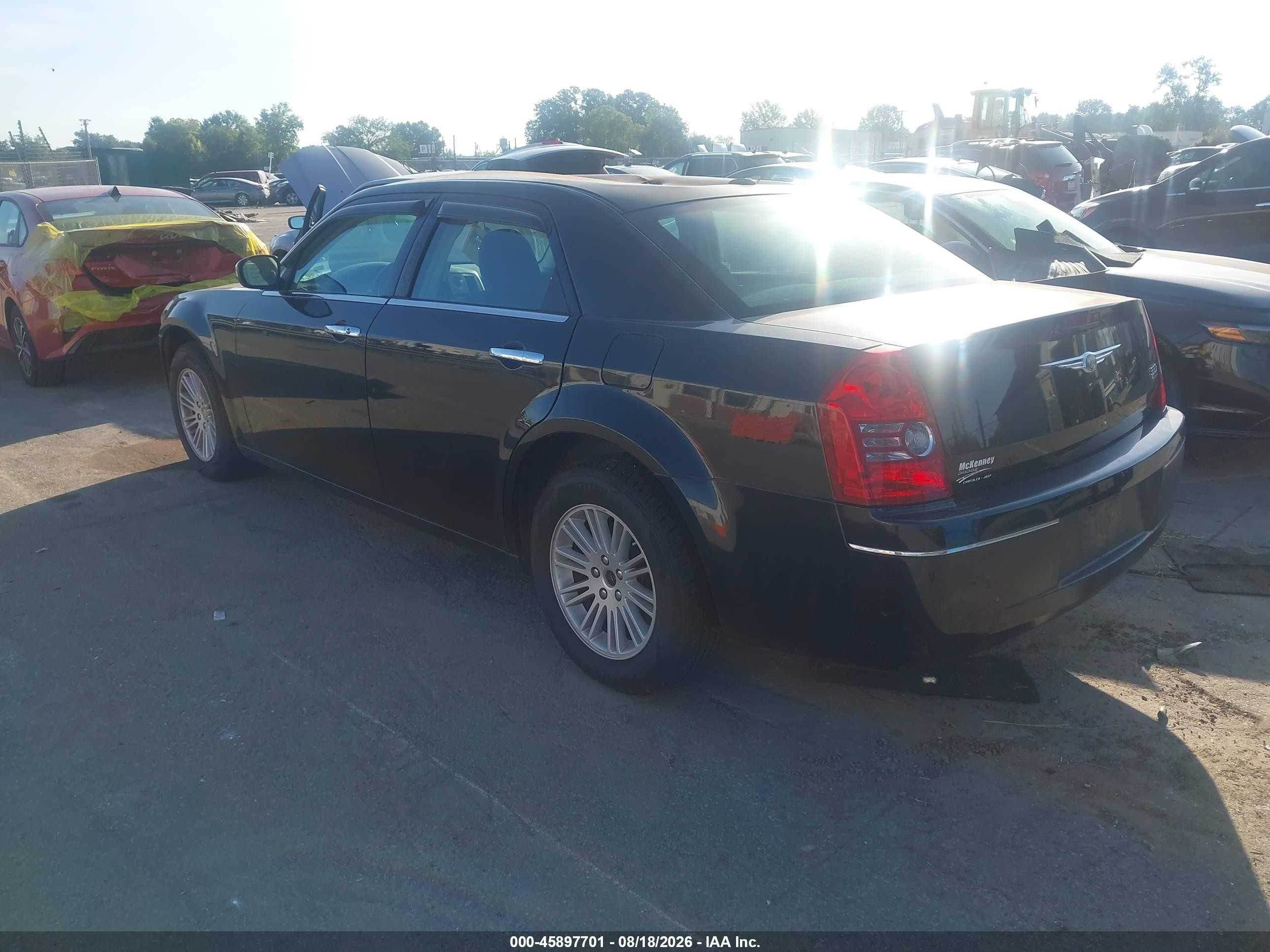 2010 Chrysler 300 Touring Plus Black vin: 2C3CA1CV8AH258680