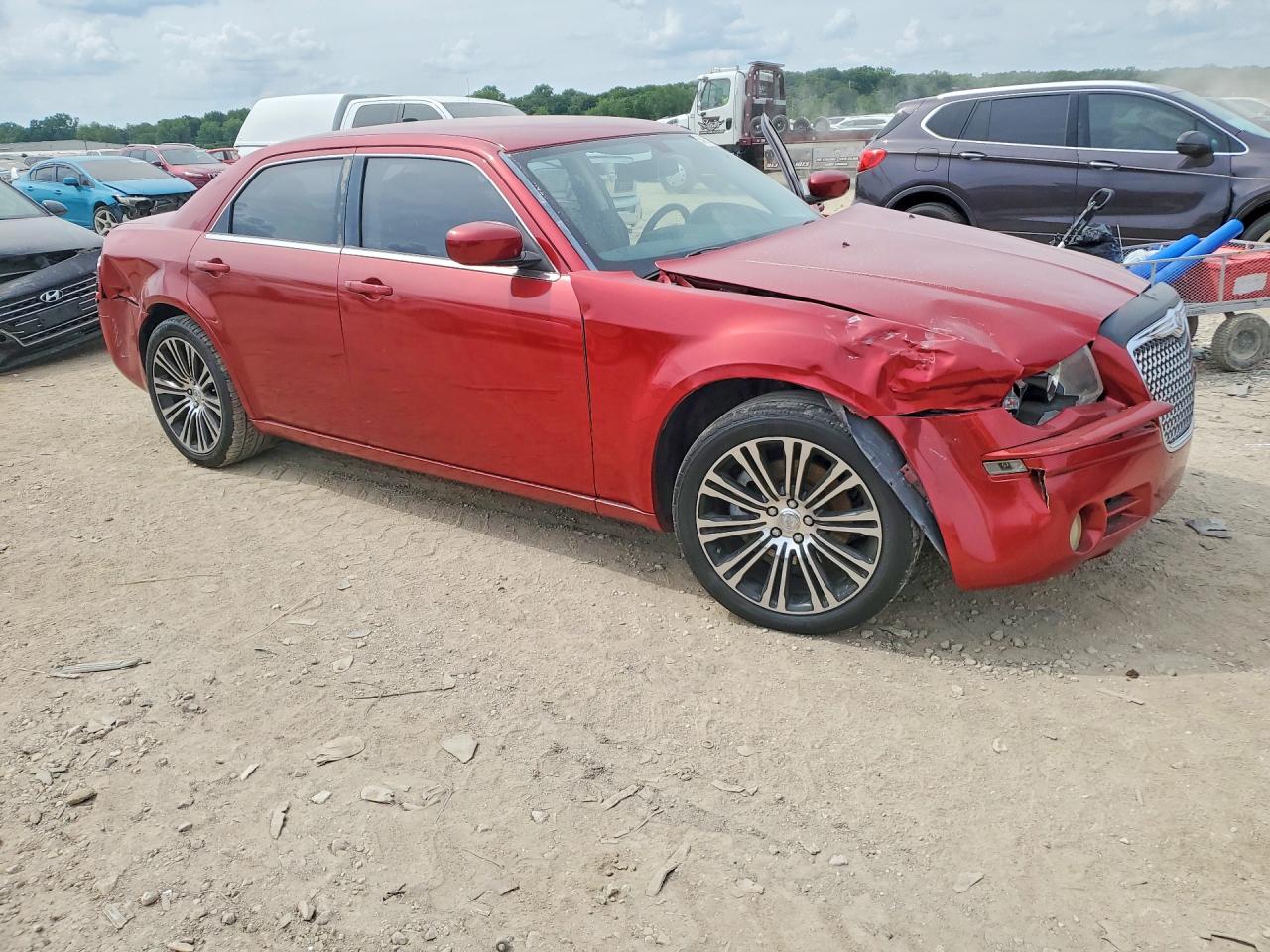 2010 Chrysler 300 S Красный vin: 2C3CA2CVXAH262283