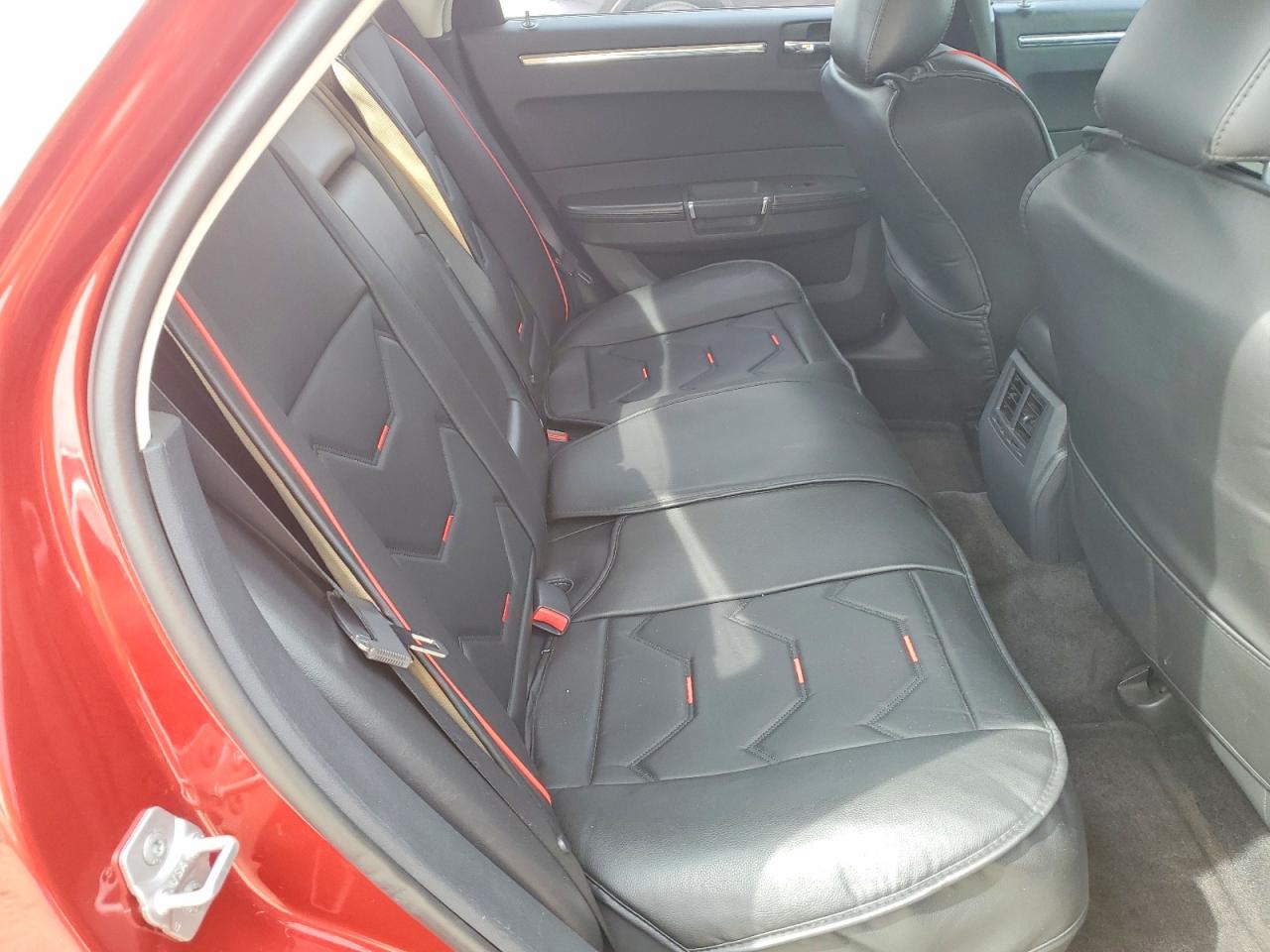 2010 Chrysler 300 S Красный vin: 2C3CA2CVXAH262283