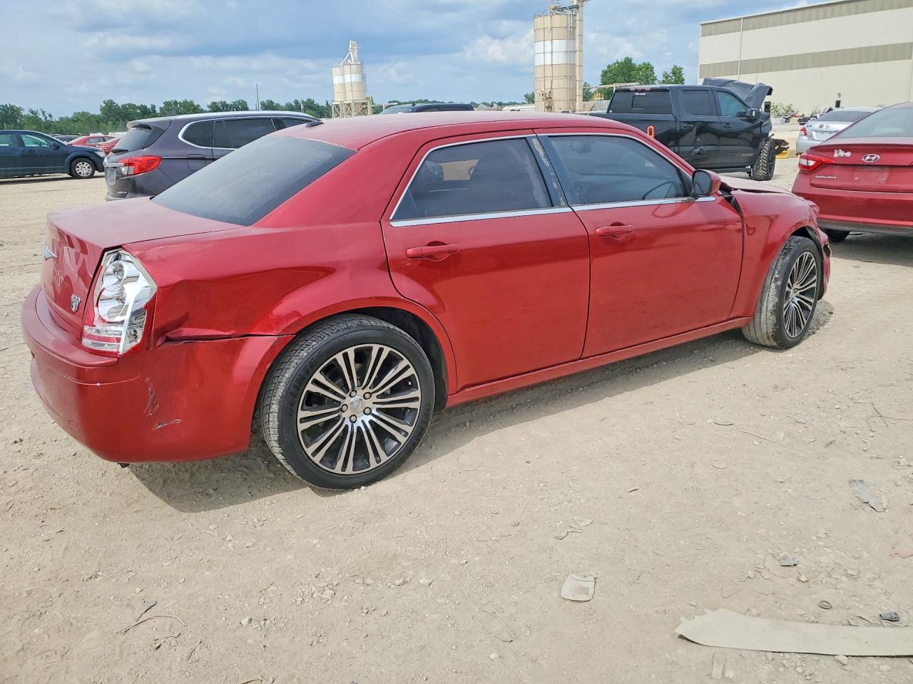 2010 Chrysler 300 S Красный vin: 2C3CA2CVXAH262283