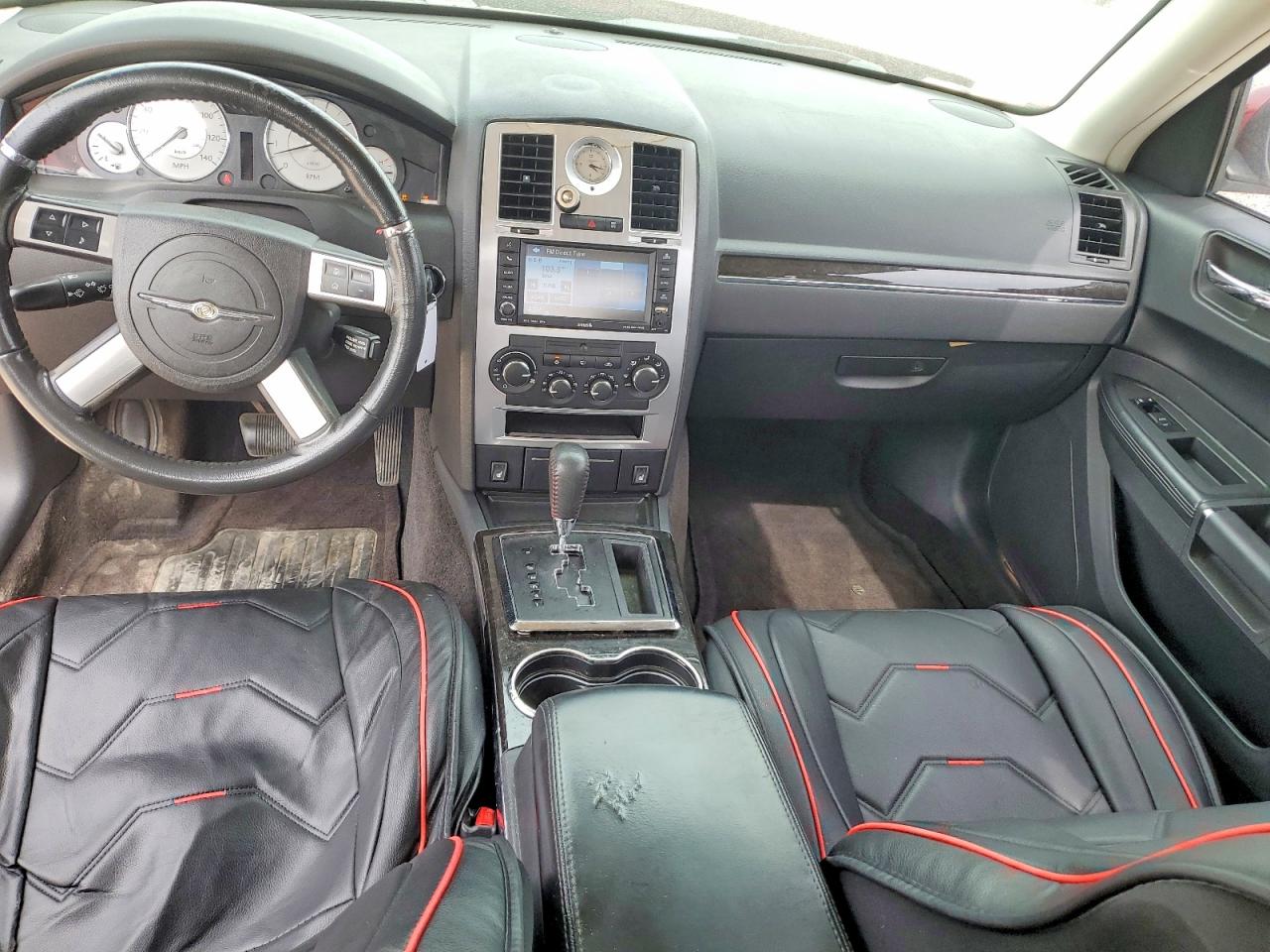 2010 Chrysler 300 S Красный vin: 2C3CA2CVXAH262283