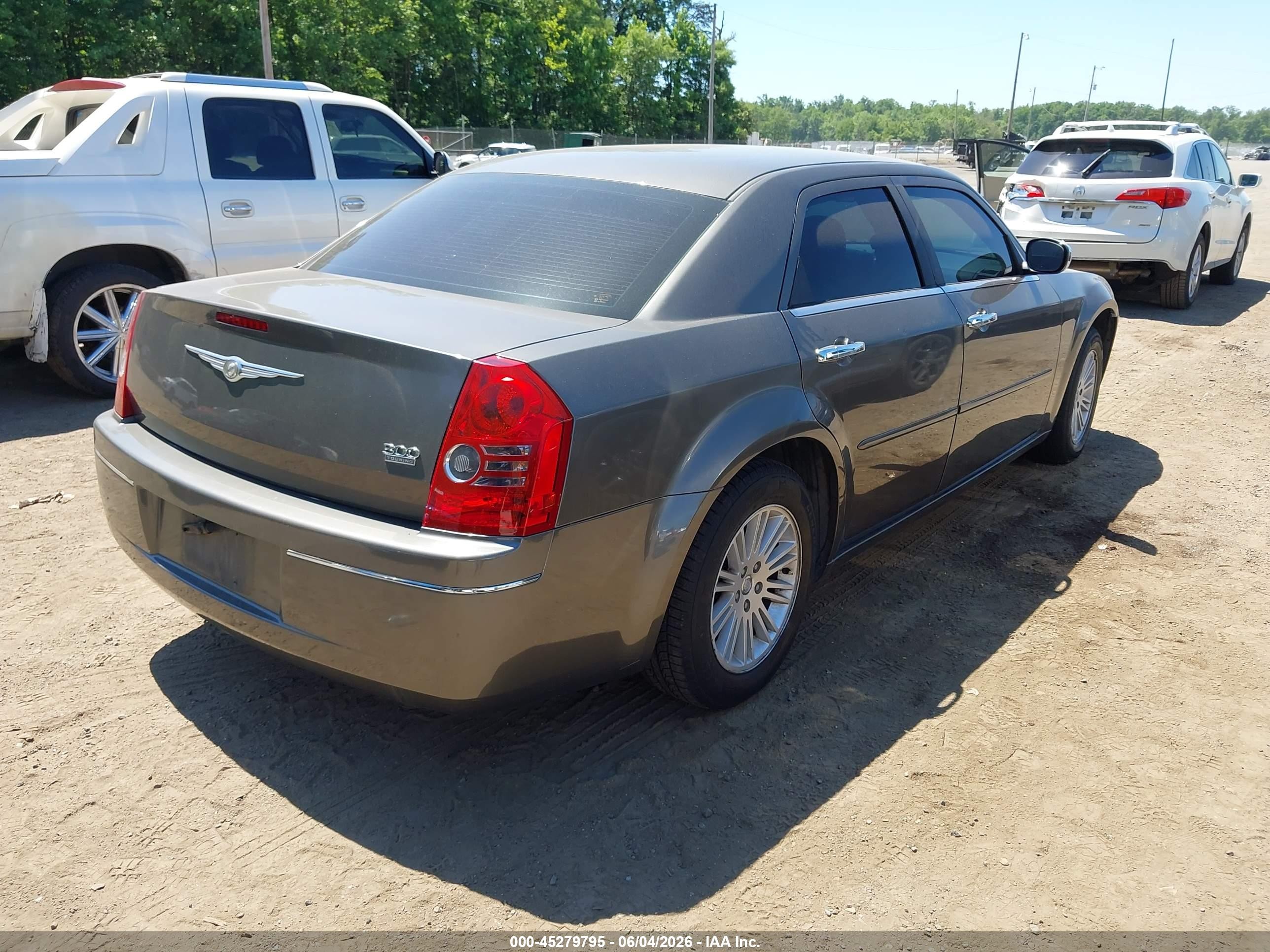 2010 Chrysler 300 Touring Gray vin: 2C3CA4CD0AH216321