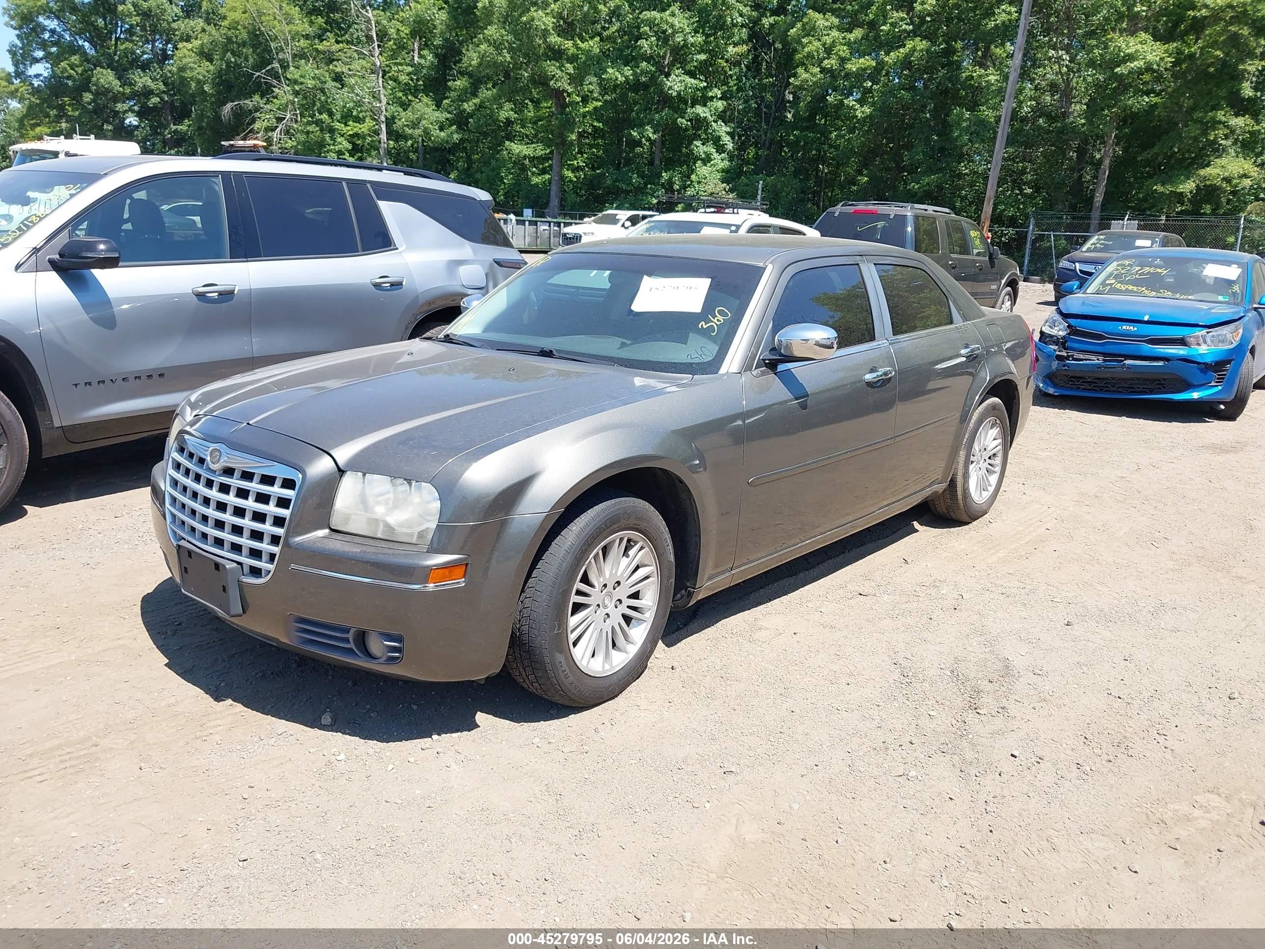 2010 Chrysler 300 Touring Gray vin: 2C3CA4CD0AH216321