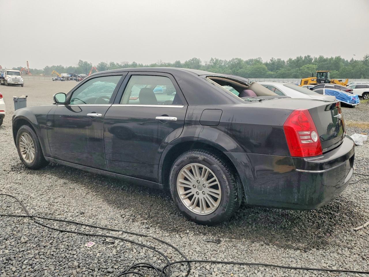2010 Chrysler 300 Touring Black vin: 2C3CA4CD2AH122893