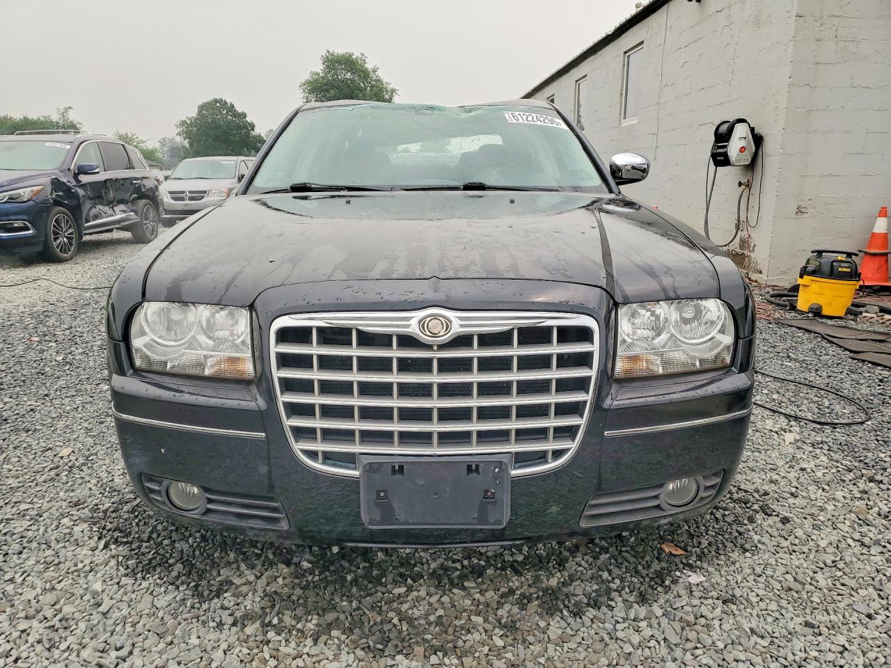 2010 Chrysler 300 Touring Black vin: 2C3CA4CD2AH122893