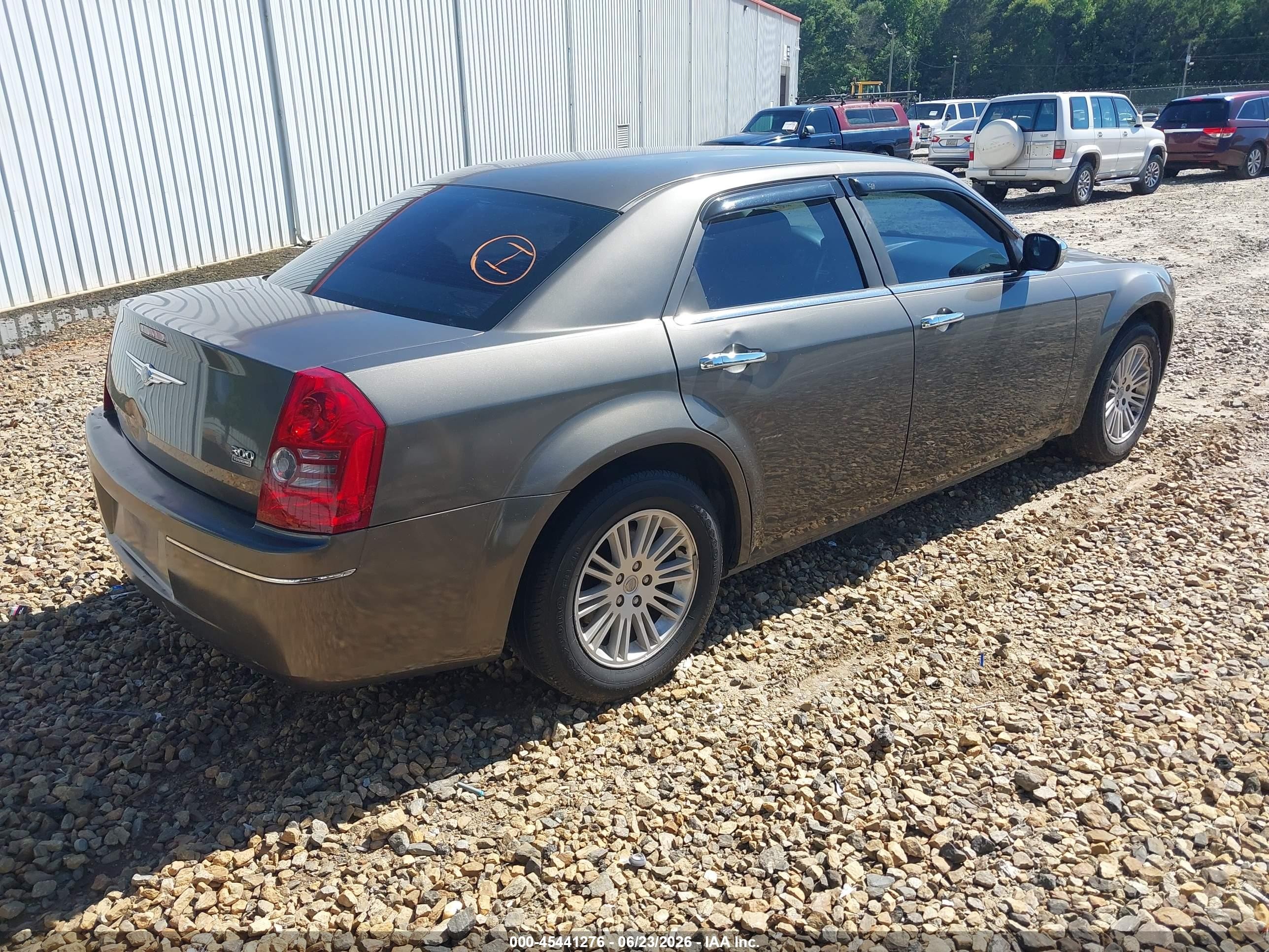 2010 Chrysler 300 Touring Gray vin: 2C3CA4CD2AH150161