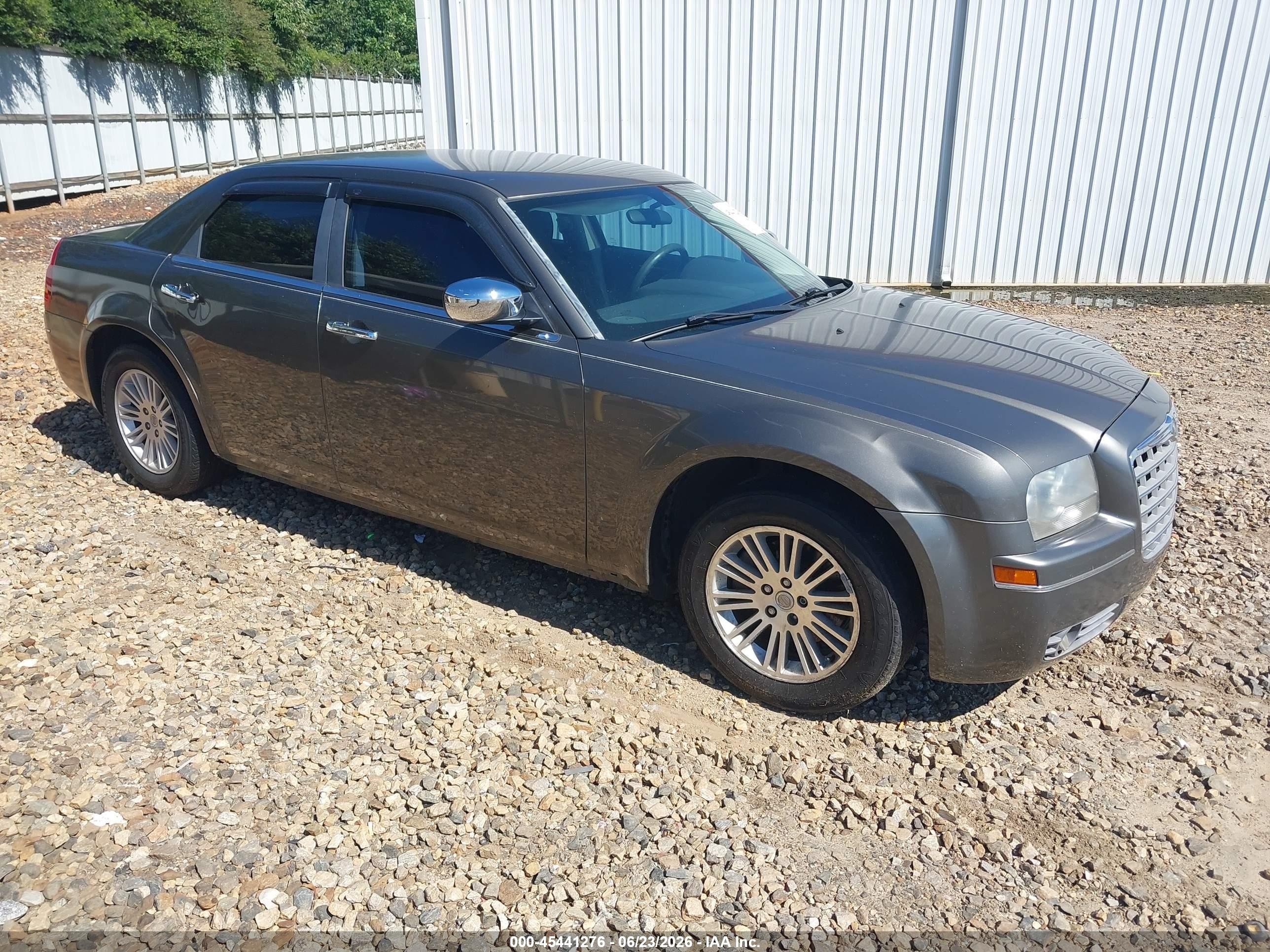 2010 Chrysler 300 Touring Gray vin: 2C3CA4CD2AH150161