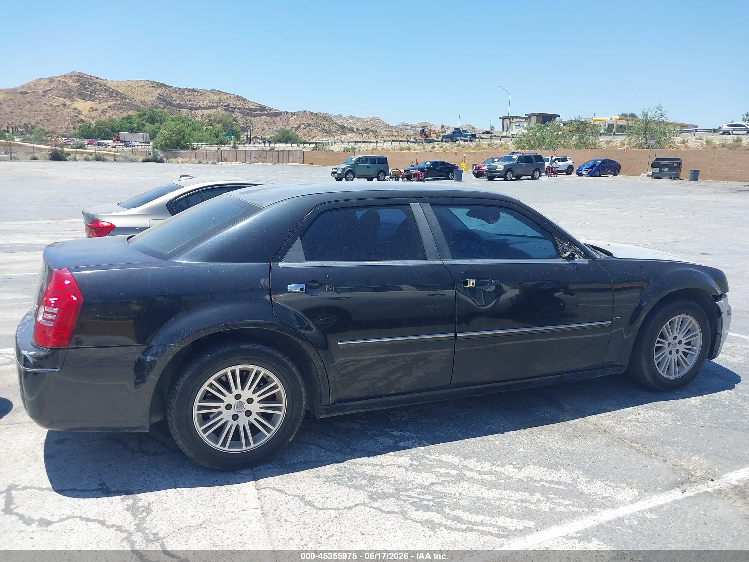2010 Chrysler 300 Touring Black vin: 2C3CA4CD4AH185364