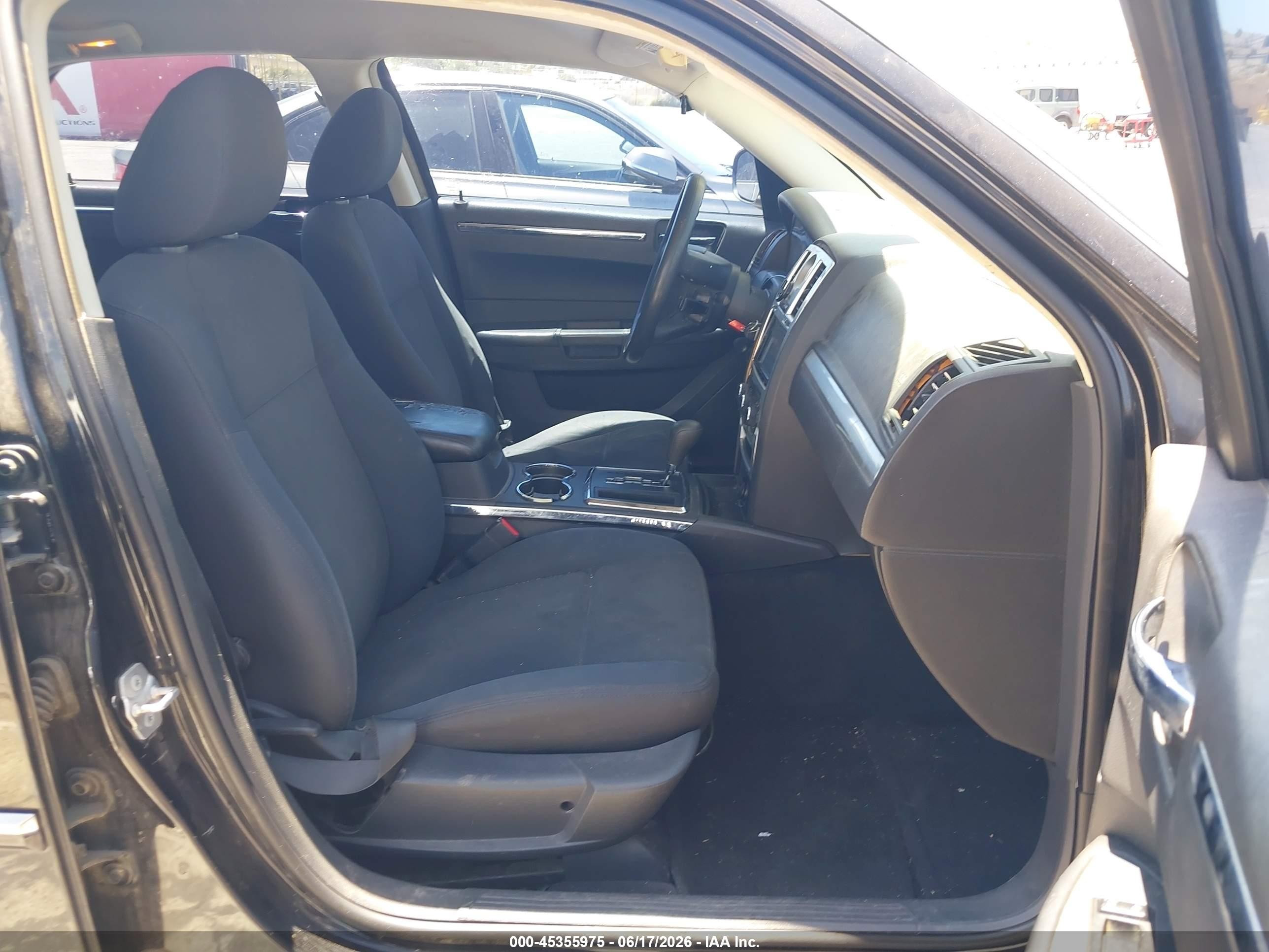 2010 Chrysler 300 Touring Black vin: 2C3CA4CD4AH185364