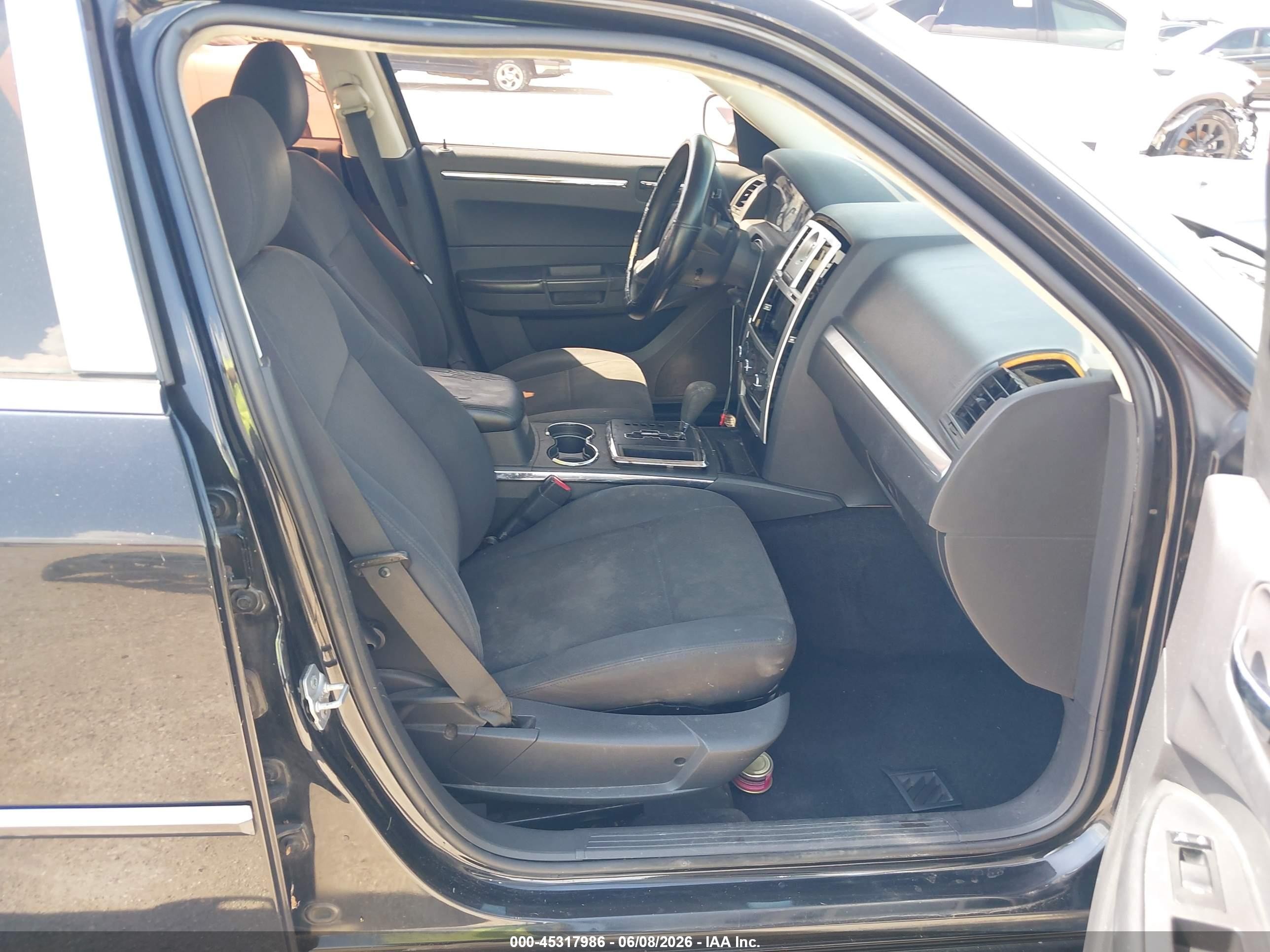 2010 Chrysler 300 Touring Черный vin: 2C3CA4CD9AH208928