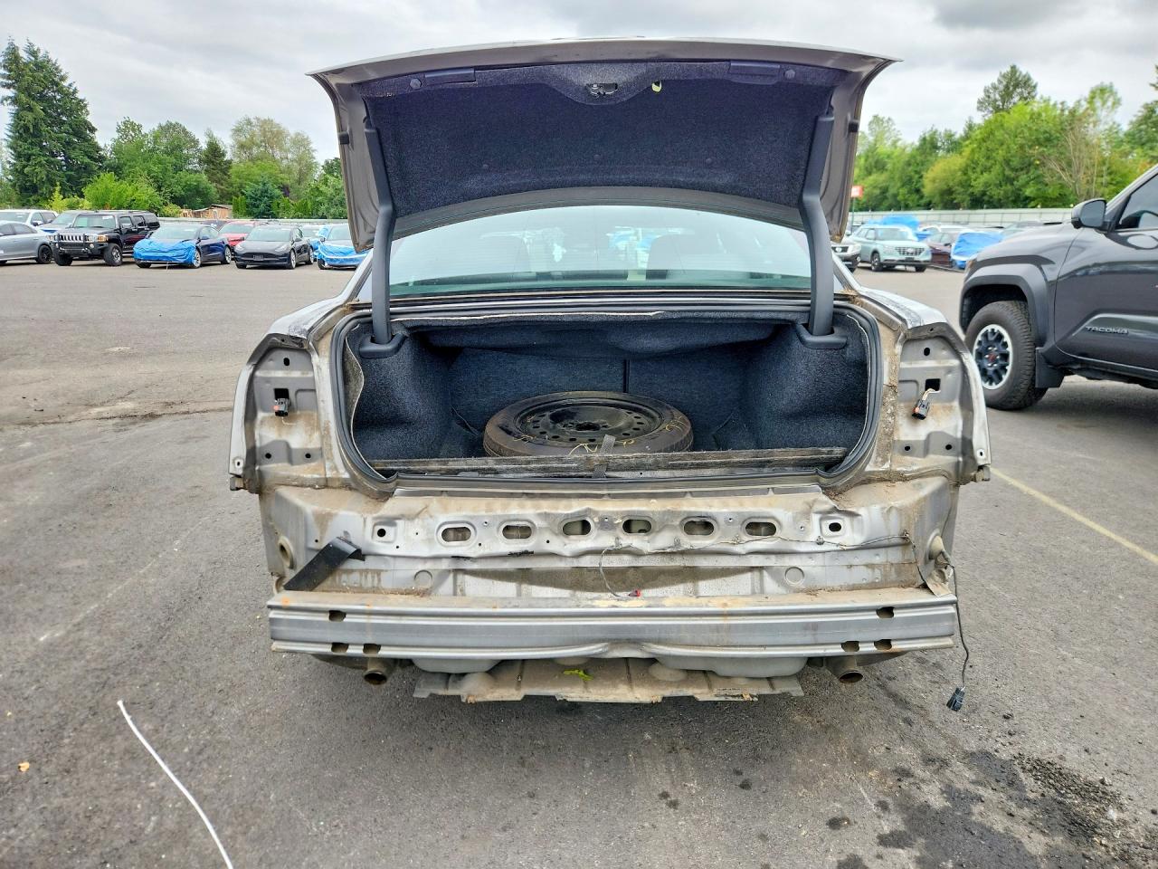 2011 Chrysler 300 Gray vin: 2C3CA4CG6BH516716