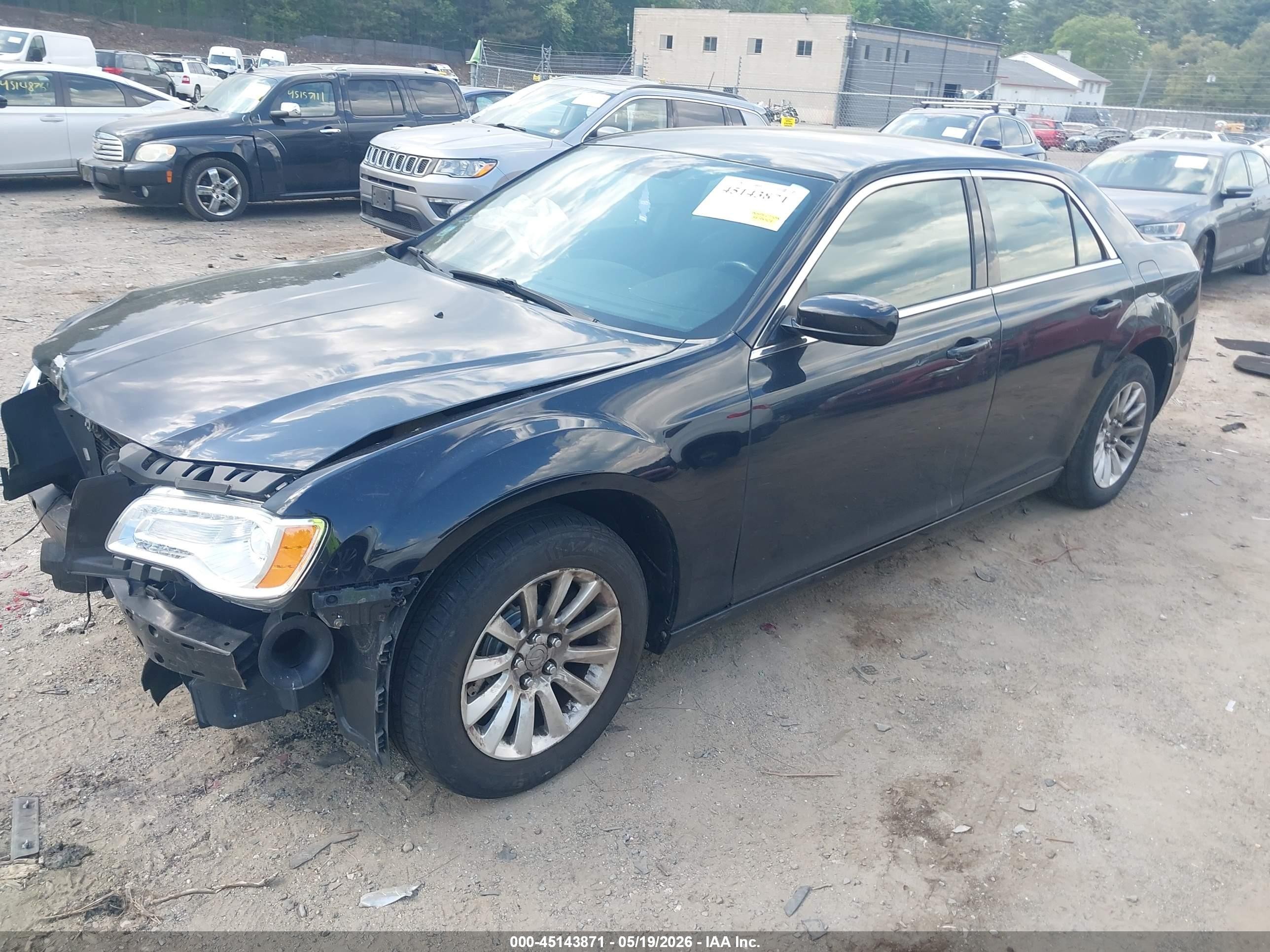 2011 Chrysler 300   Black vin: 2C3CA4CG8BH531850