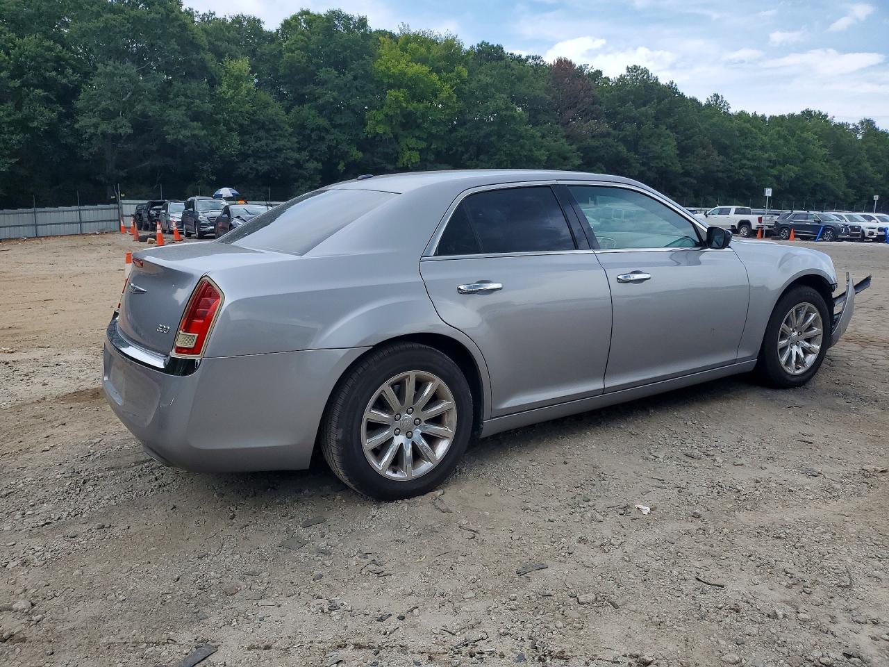 2011 Chrysler 300 Limited Silver vin: 2C3CA5CG0BH559874