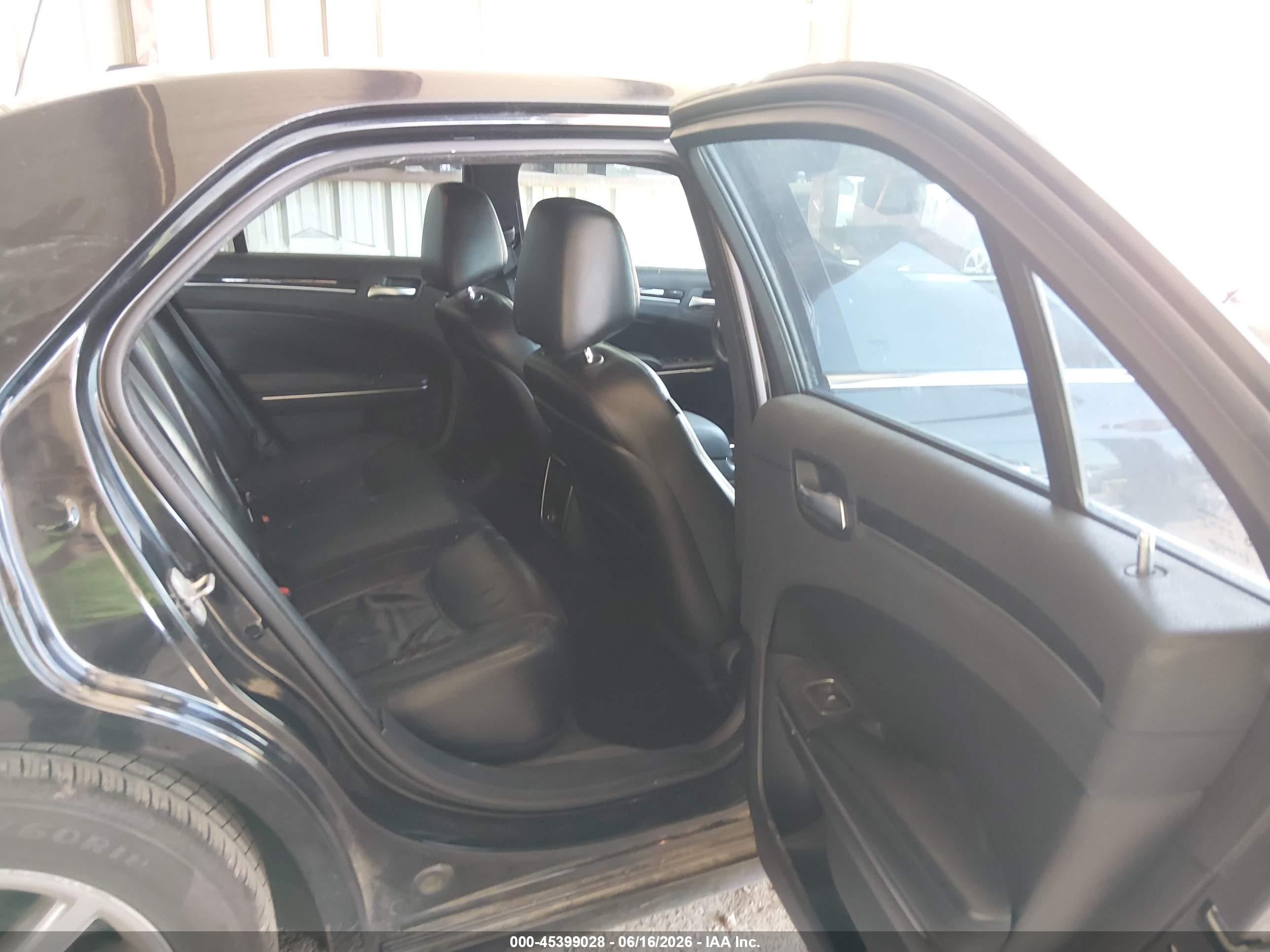 2011 Chrysler 300 Limited Black vin: 2C3CA5CG1BH546034
