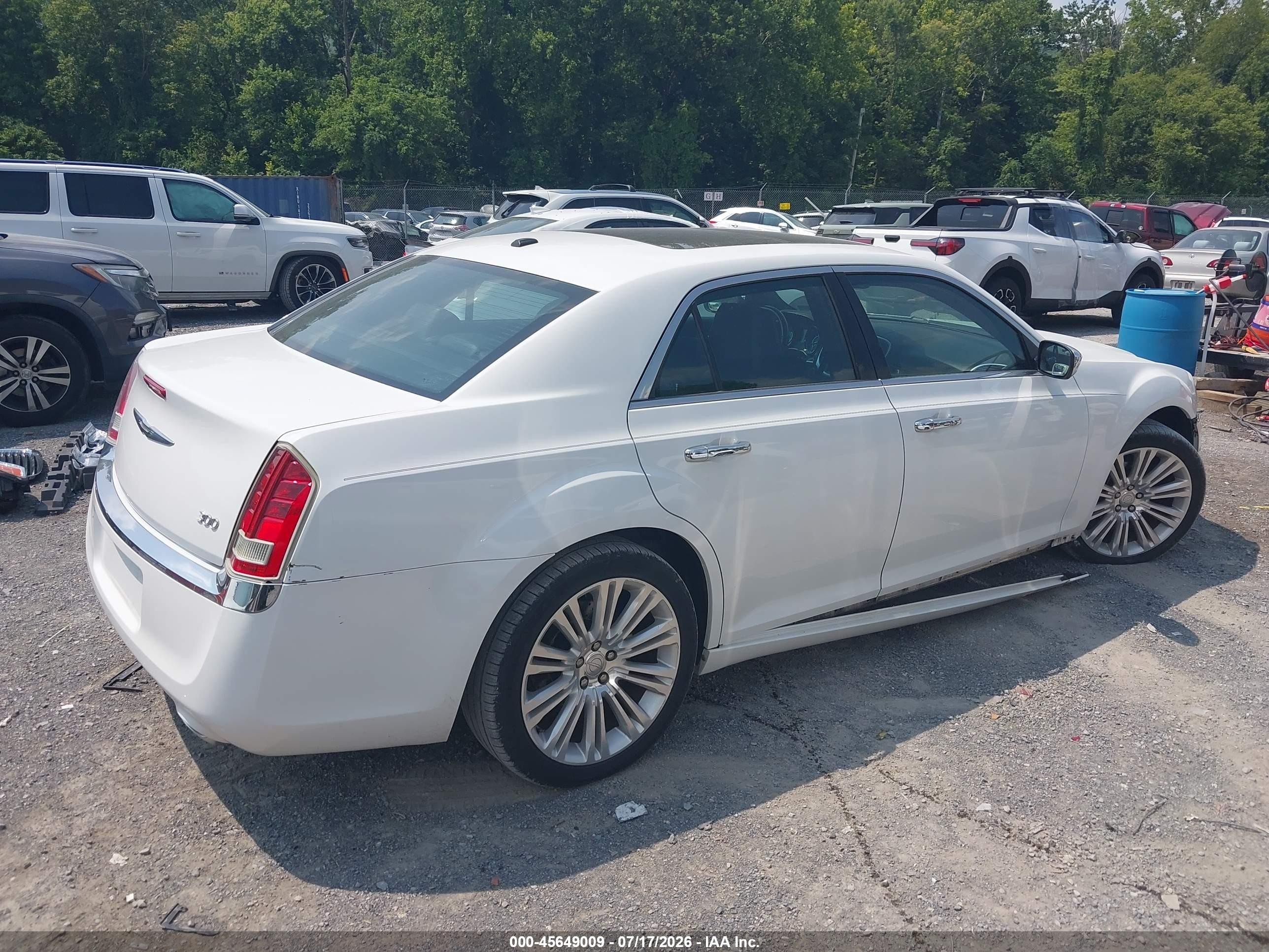 2011 Chrysler 300 Limited Белый vin: 2C3CA5CG1BH564193