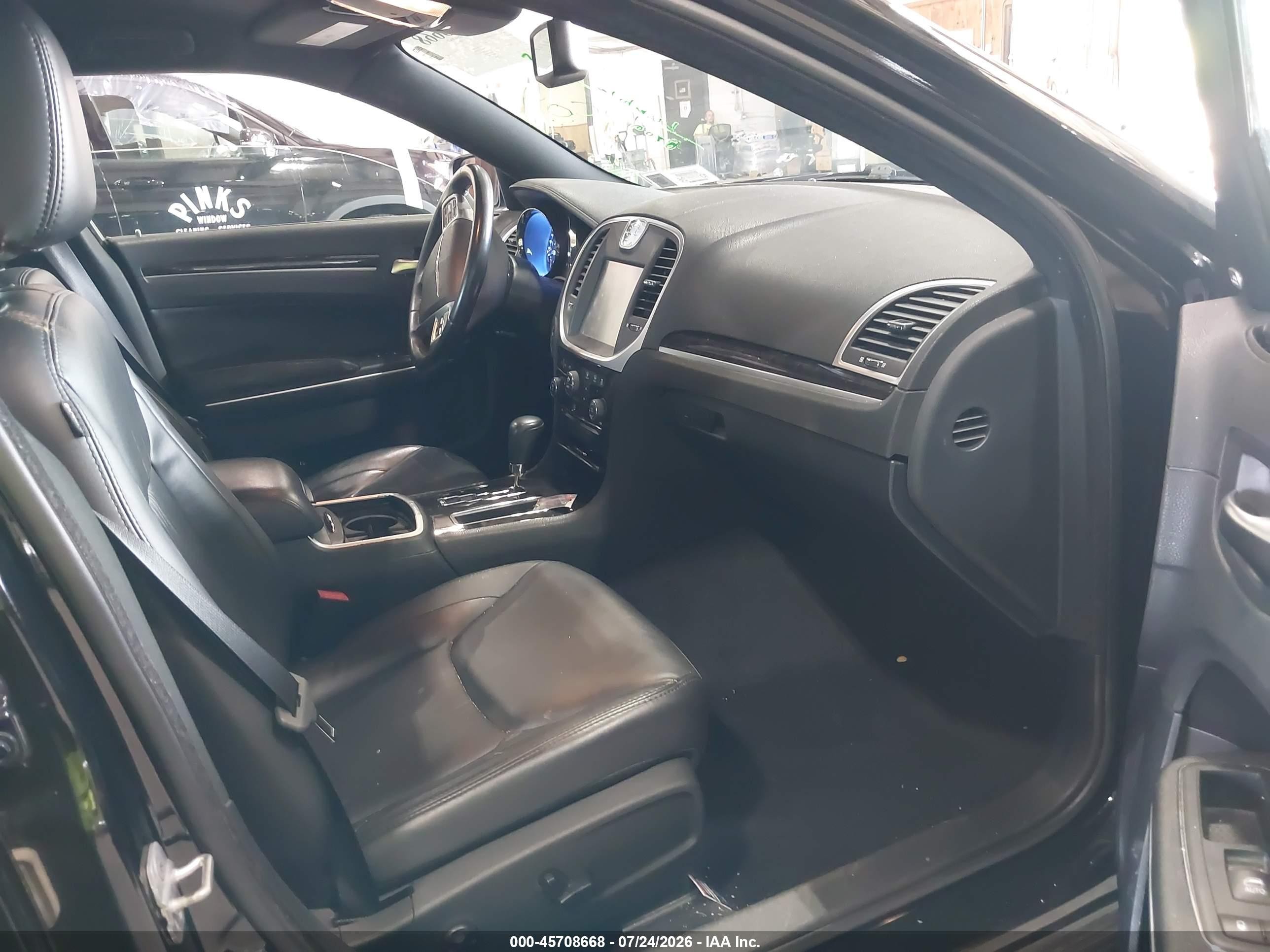 2011 Chrysler 300 Limited Black vin: 2C3CA5CG1BH598747