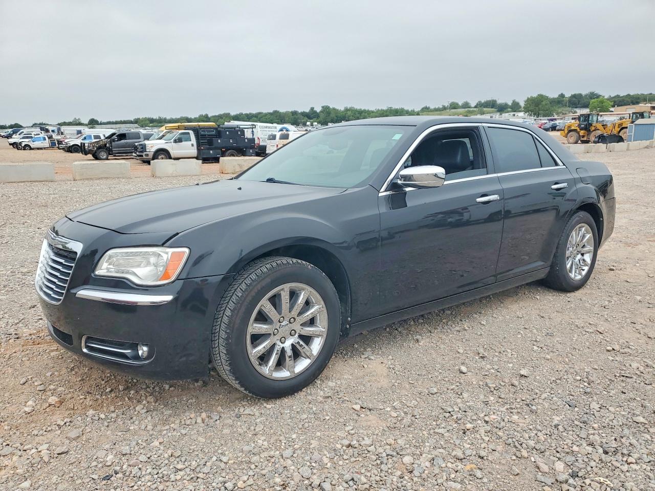2011 Chrysler 300 Limited Black vin: 2C3CA5CG3BH546374