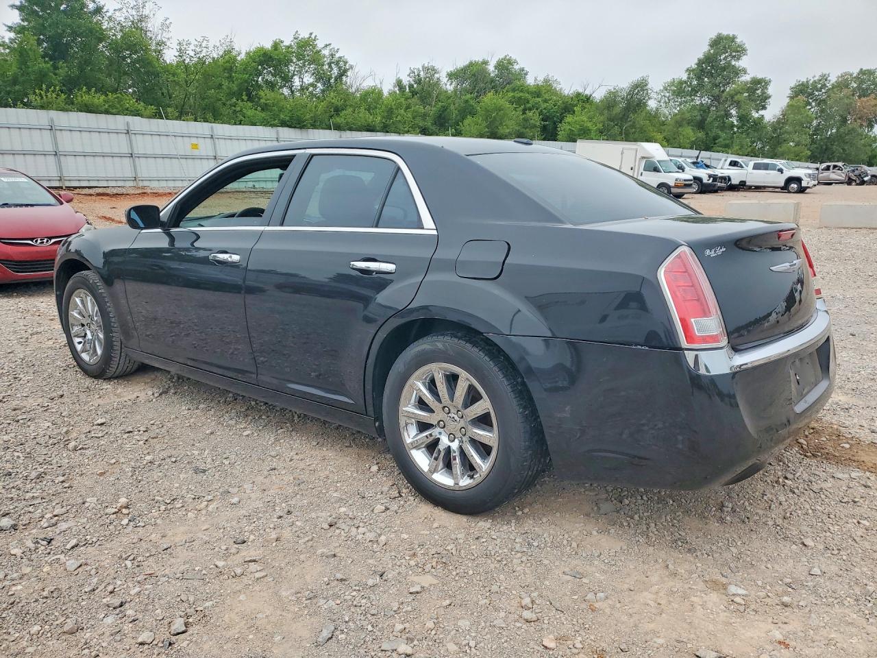2011 Chrysler 300 Limited Black vin: 2C3CA5CG3BH546374