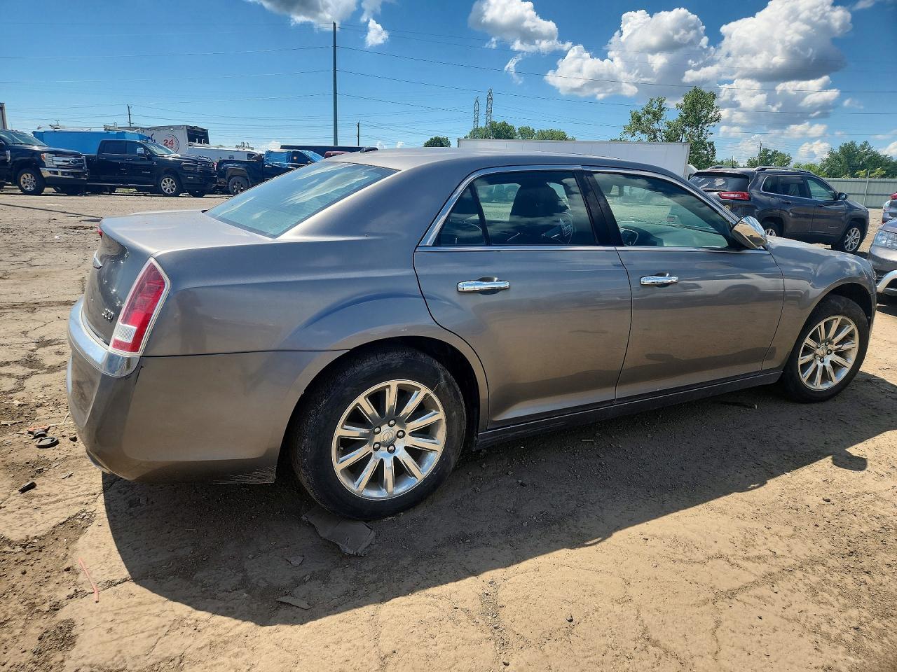 2011 Chrysler 300 Limited Gray vin: 2C3CA5CG4BH582736