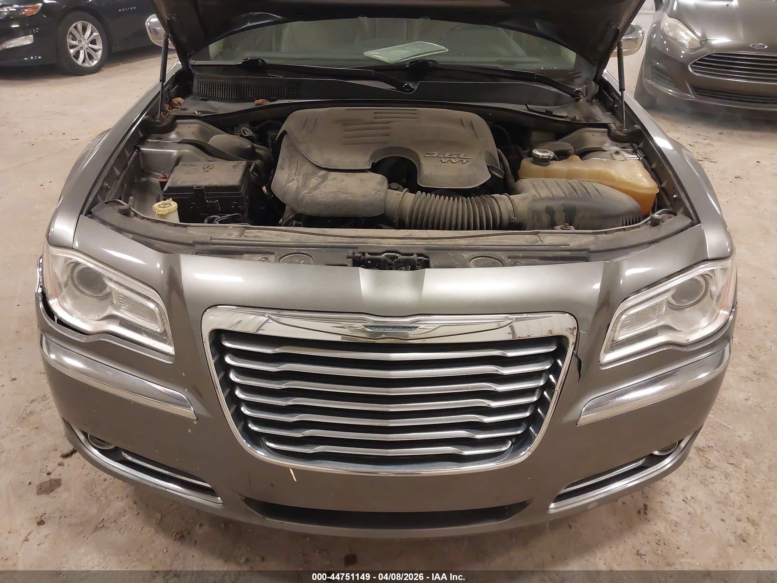 2011 Chrysler 300 Limited Gray vin: 2C3CA5CG5BH583085