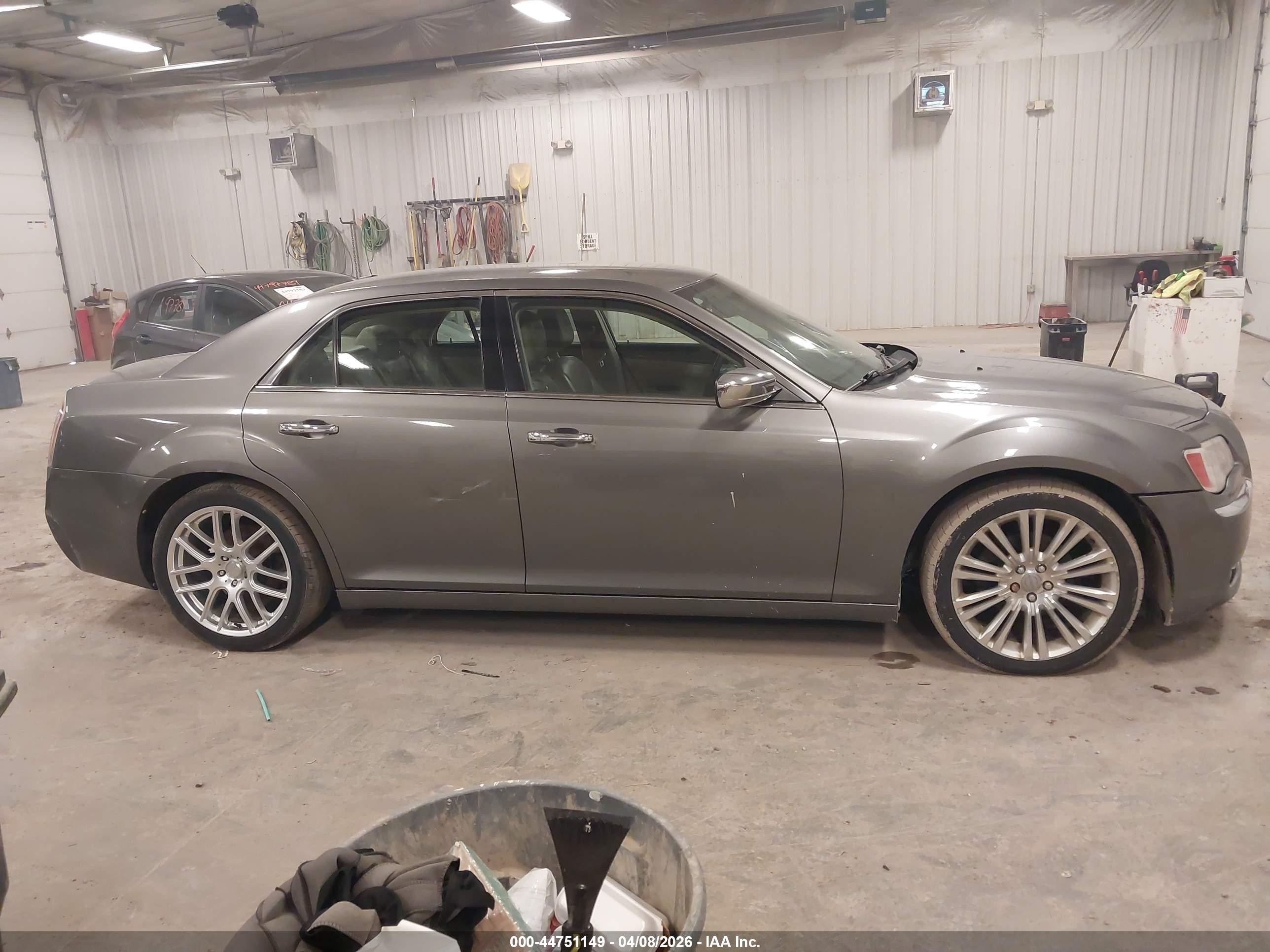 2011 Chrysler 300 Limited Gray vin: 2C3CA5CG5BH583085