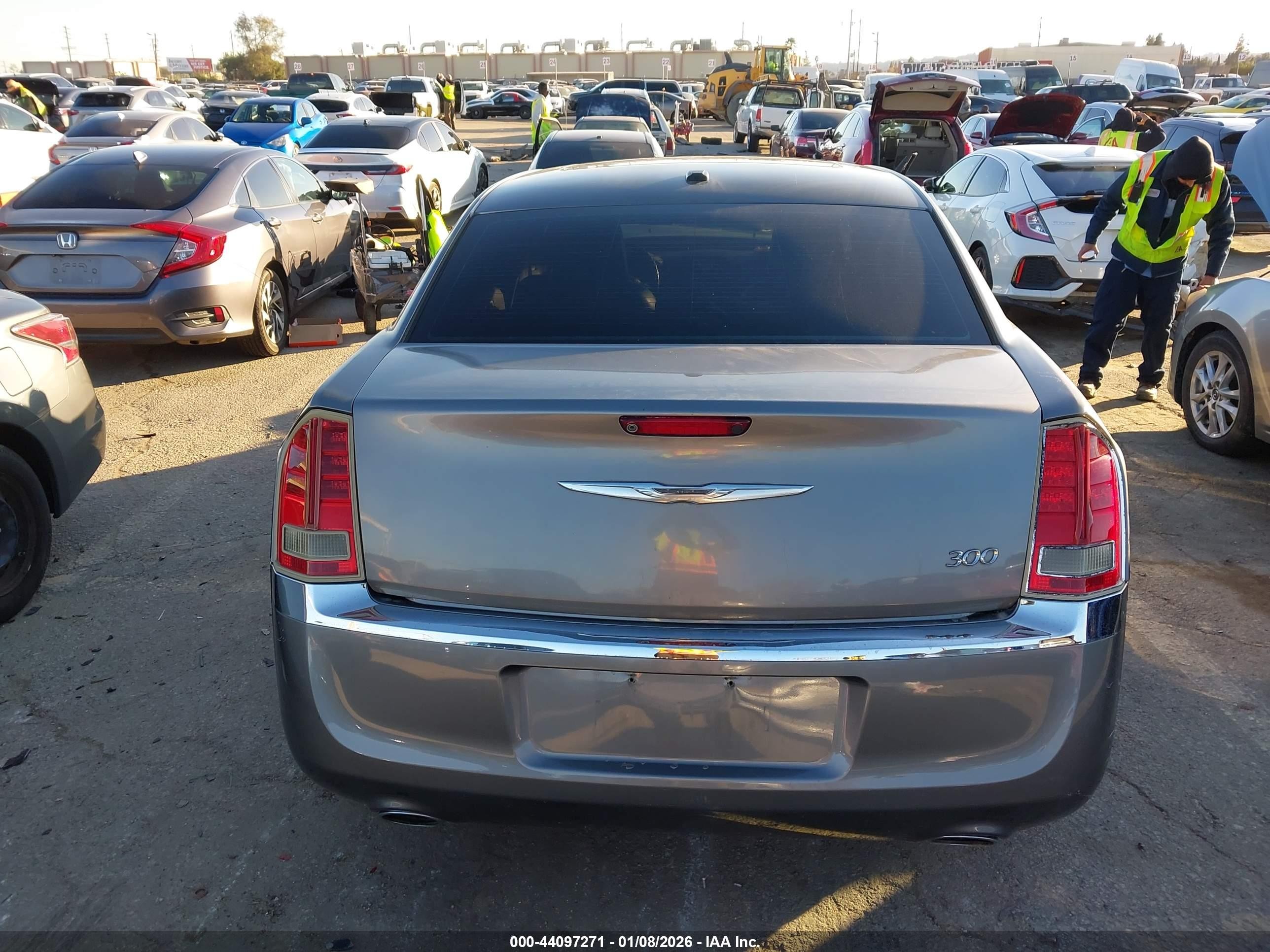 2011 Chrysler 300 Limited Gray vin: 2C3CA5CG5BH600936