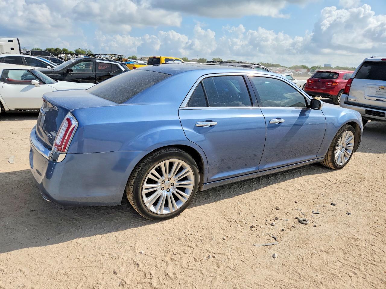 2011 Chrysler 300 Limited Blue vin: 2C3CA5CG6BH547356