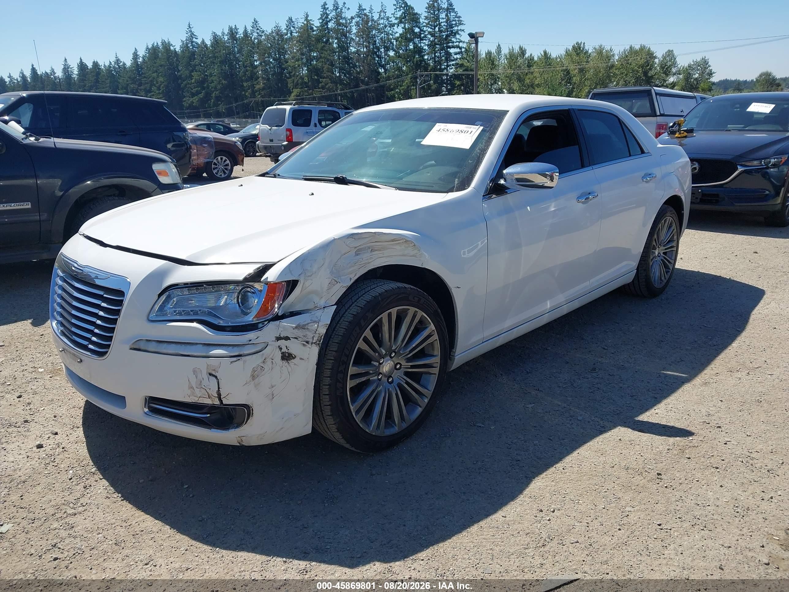 2011 Chrysler 300 Limited White vin: 2C3CA5CG8BH582660