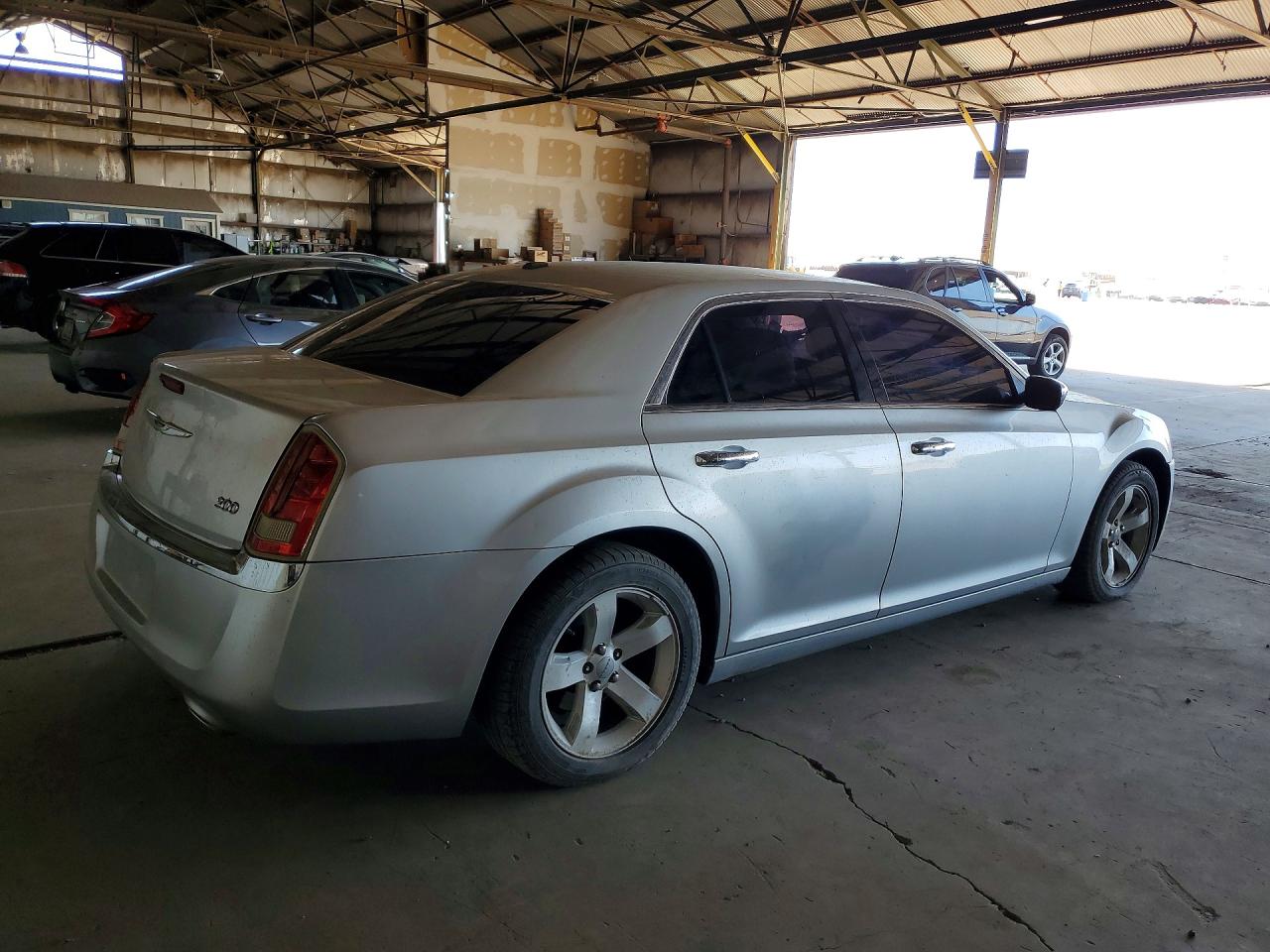 2011 Chrysler 300 Limited Silver vin: 2C3CA5CG9BH613916
