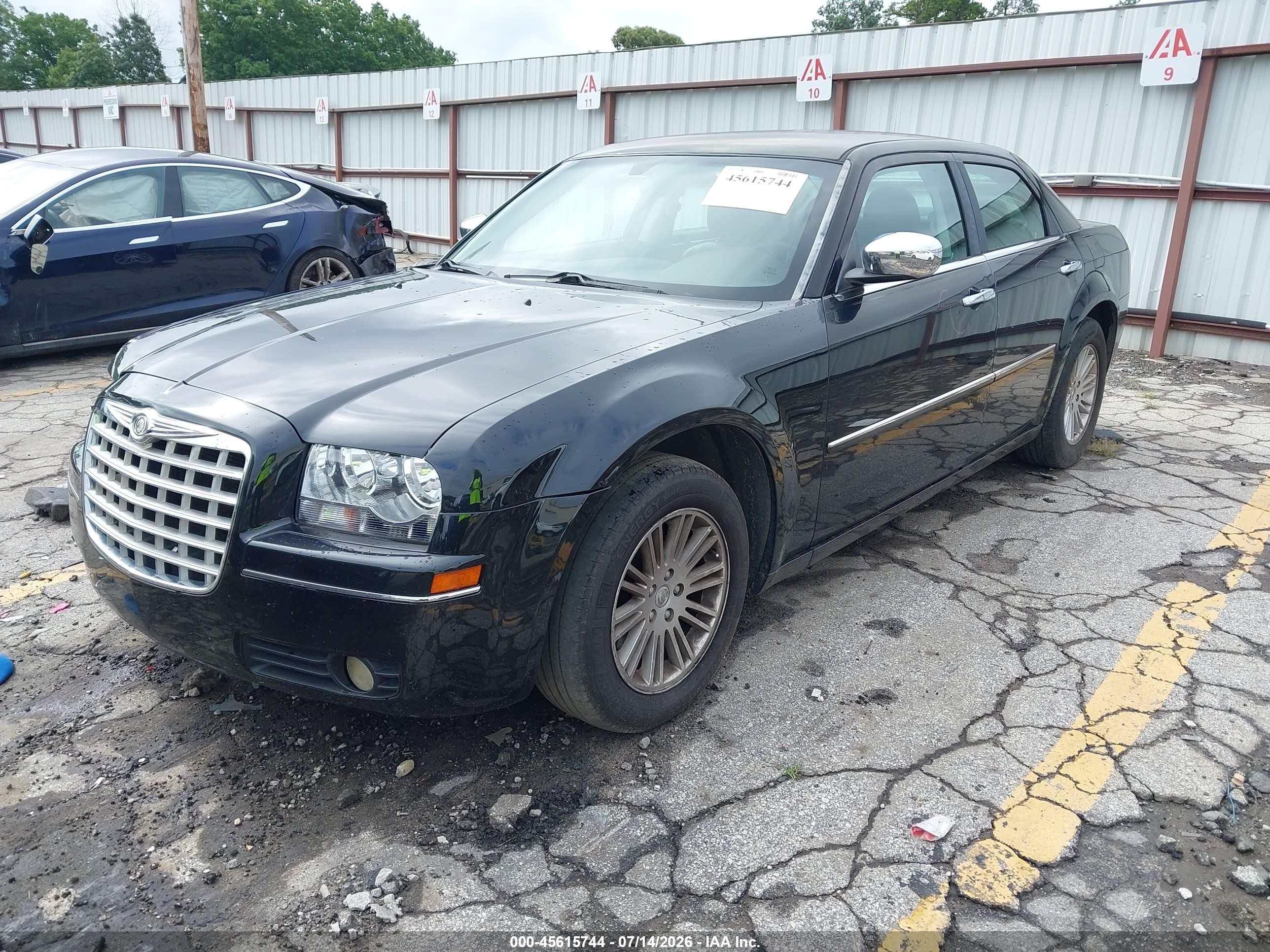 2010 Chrysler 300 Touring/signature Series/executive Series Black vin: 2C3CA5CV0AH122809