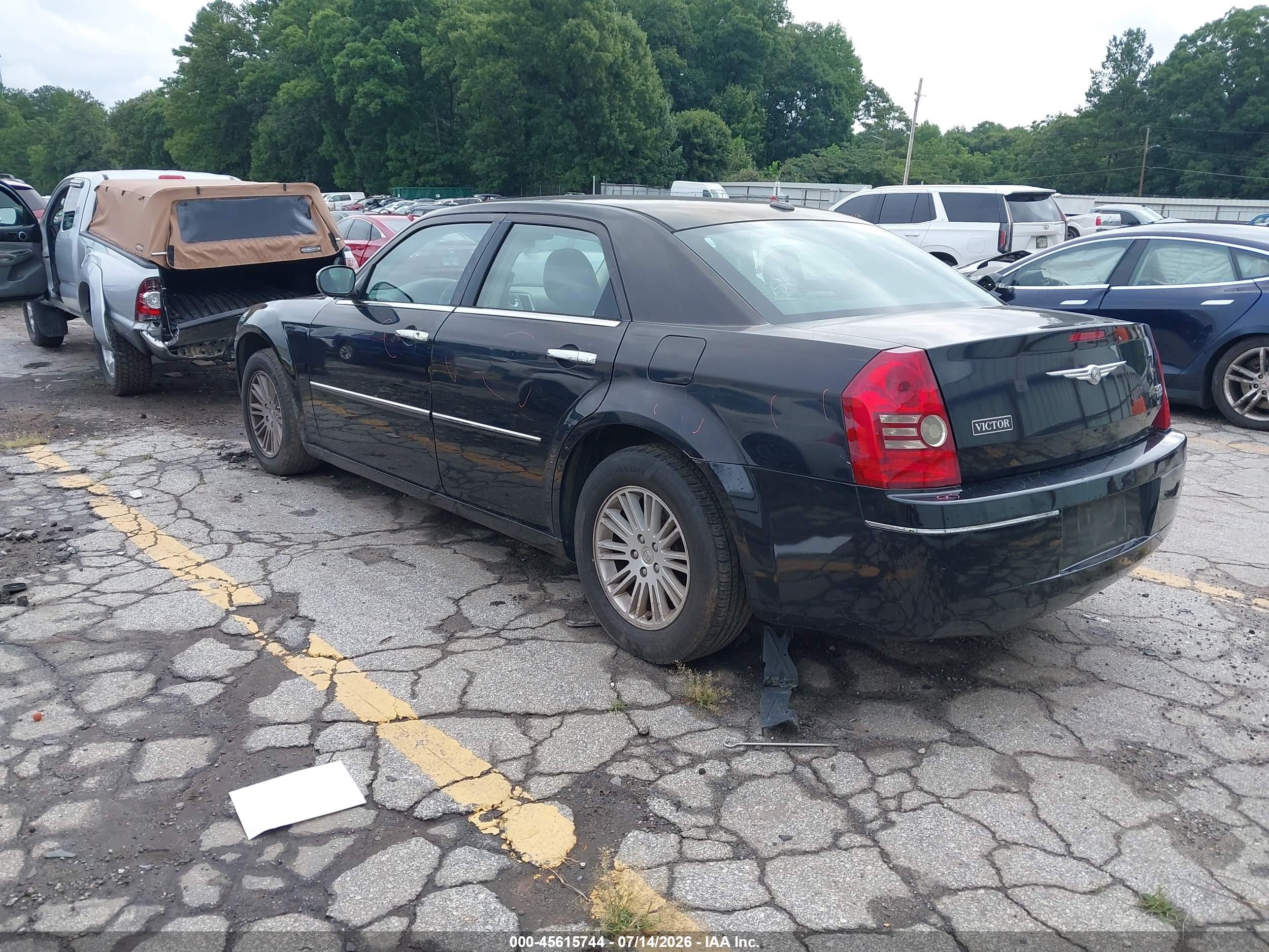 2010 Chrysler 300 Touring/signature Series/executive Series Black vin: 2C3CA5CV0AH122809