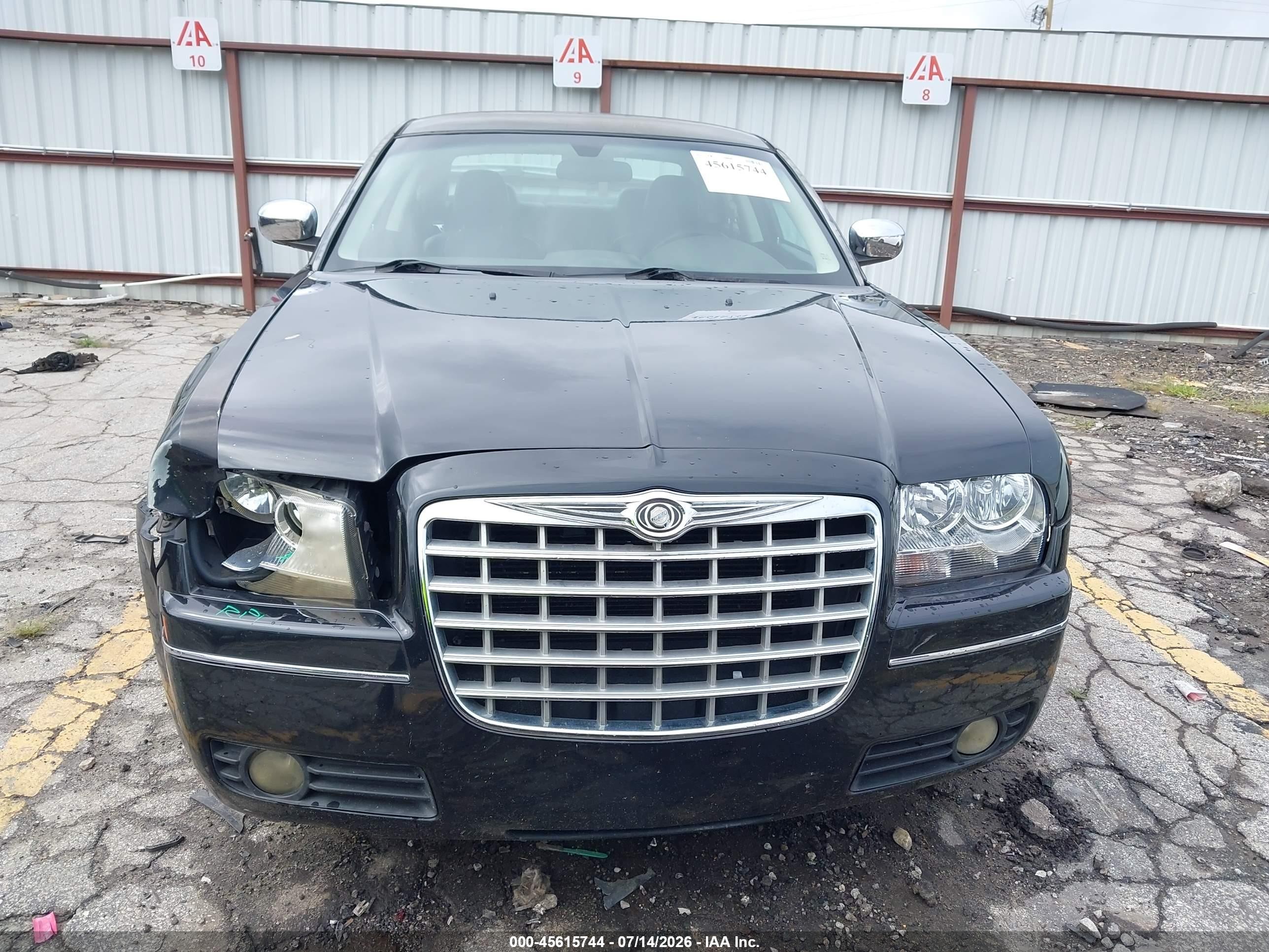 2010 Chrysler 300 Touring/signature Series/executive Series Black vin: 2C3CA5CV0AH122809