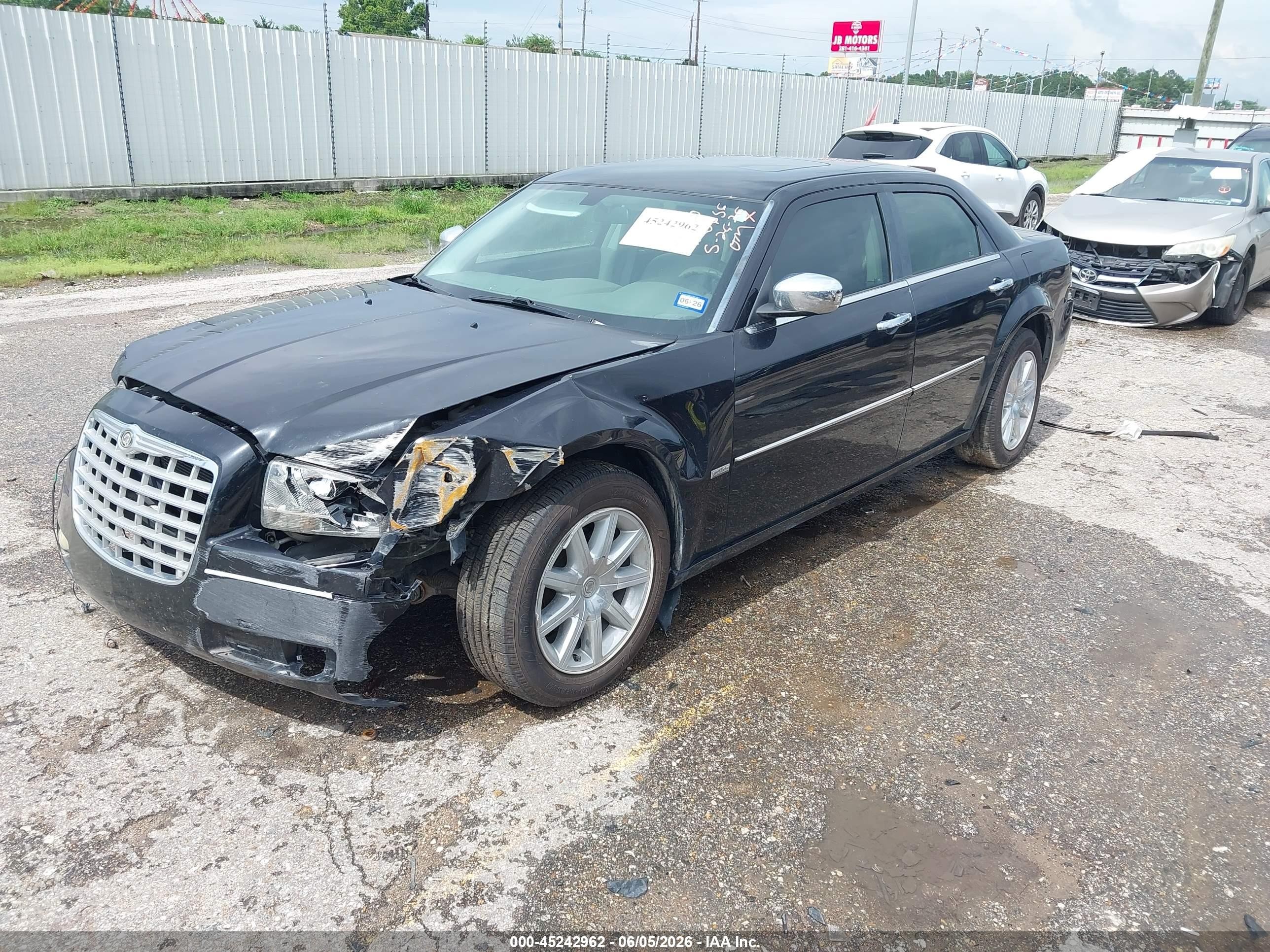 2010 Chrysler 300 Touring/signature Series/executive Series Black vin: 2C3CA5CV0AH330656