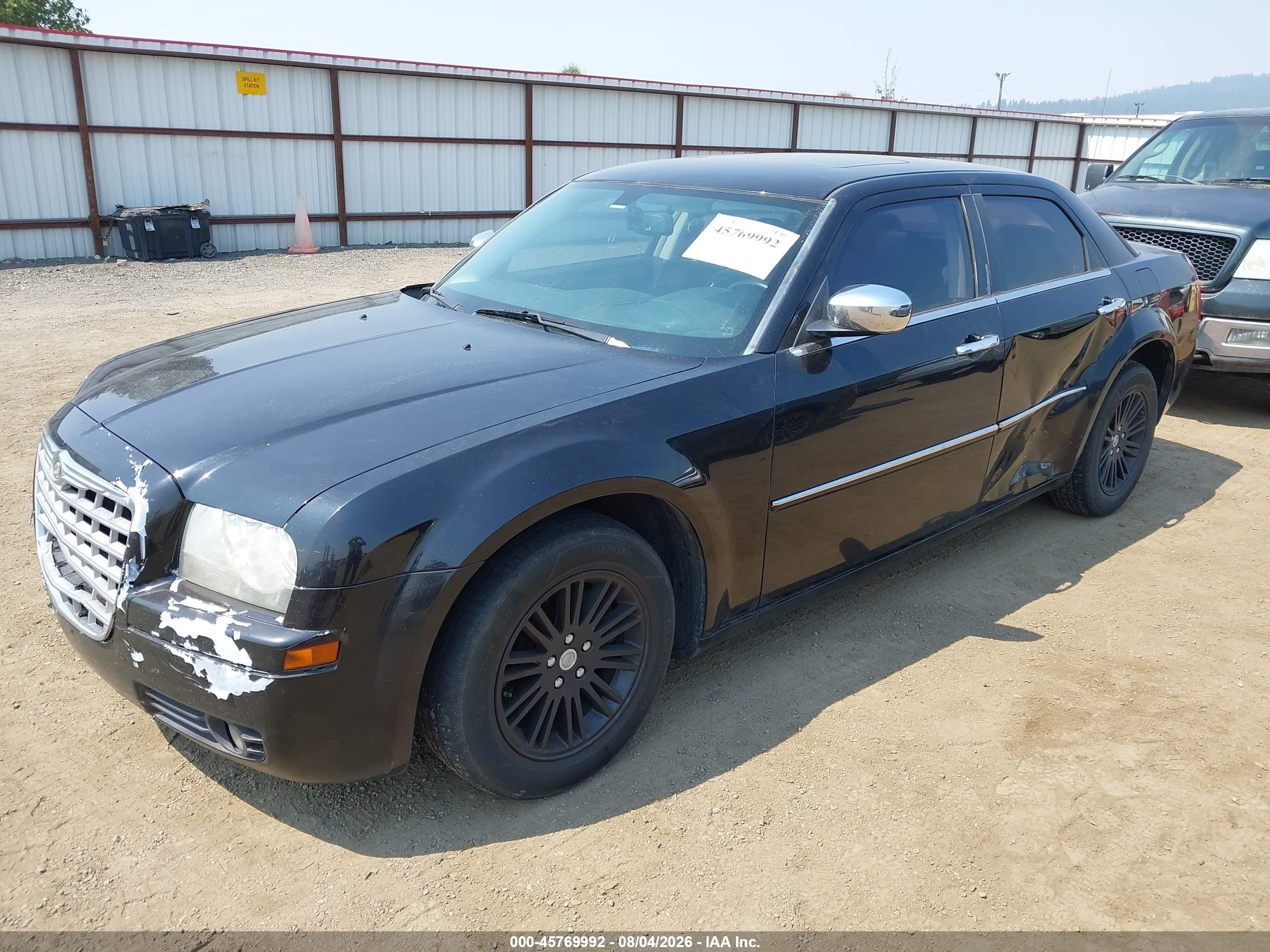 2010 Chrysler 300 Touring Black vin: 2C3CA5CV1AH328172