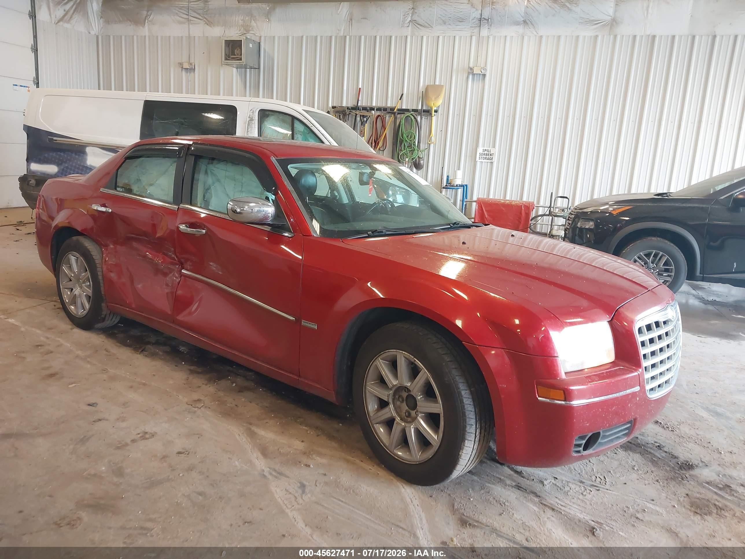 2010 Chrysler 300 Touring/signature Series/executive Series Красный vin: 2C3CA5CV2AH112525