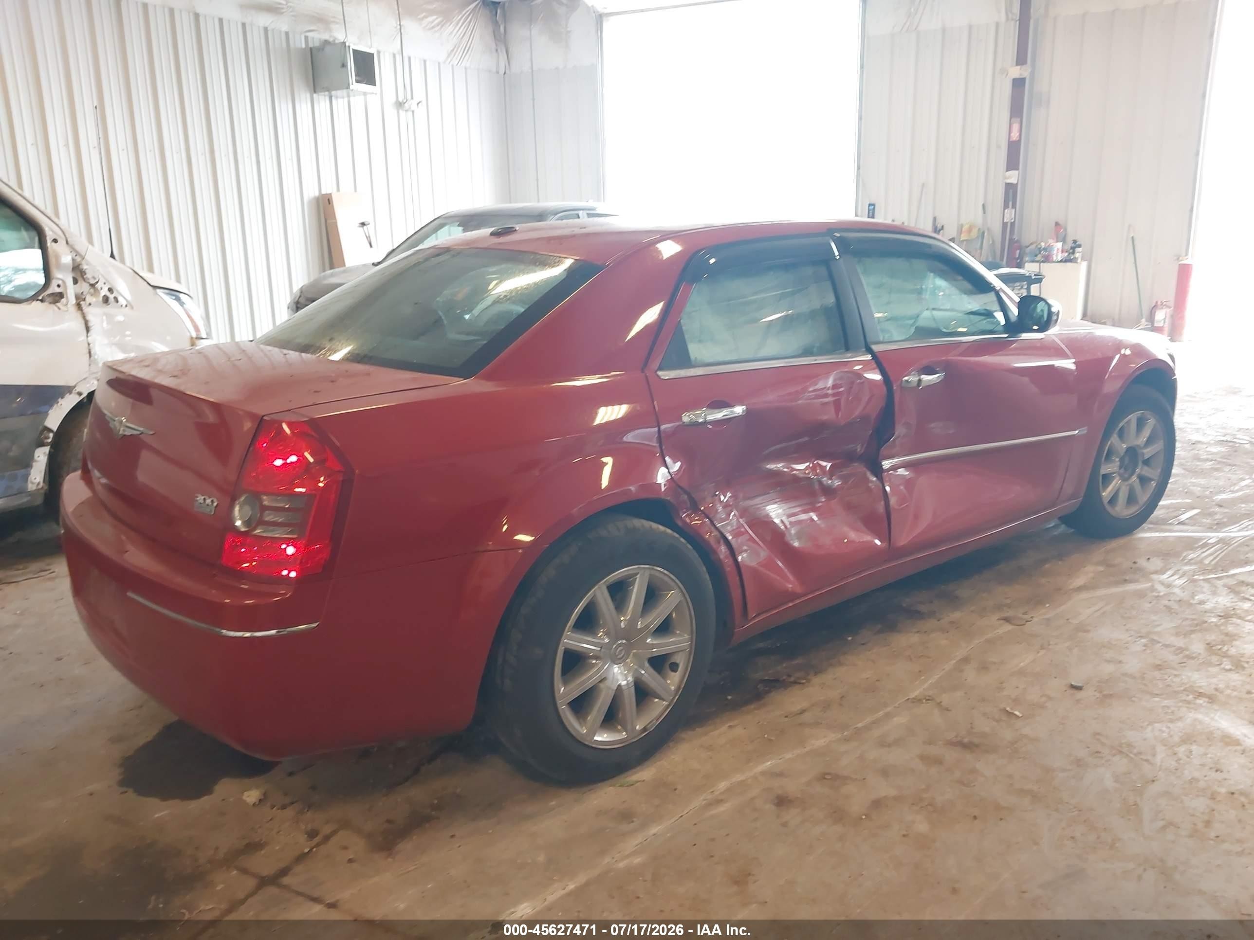2010 Chrysler 300 Touring/signature Series/executive Series Красный vin: 2C3CA5CV2AH112525